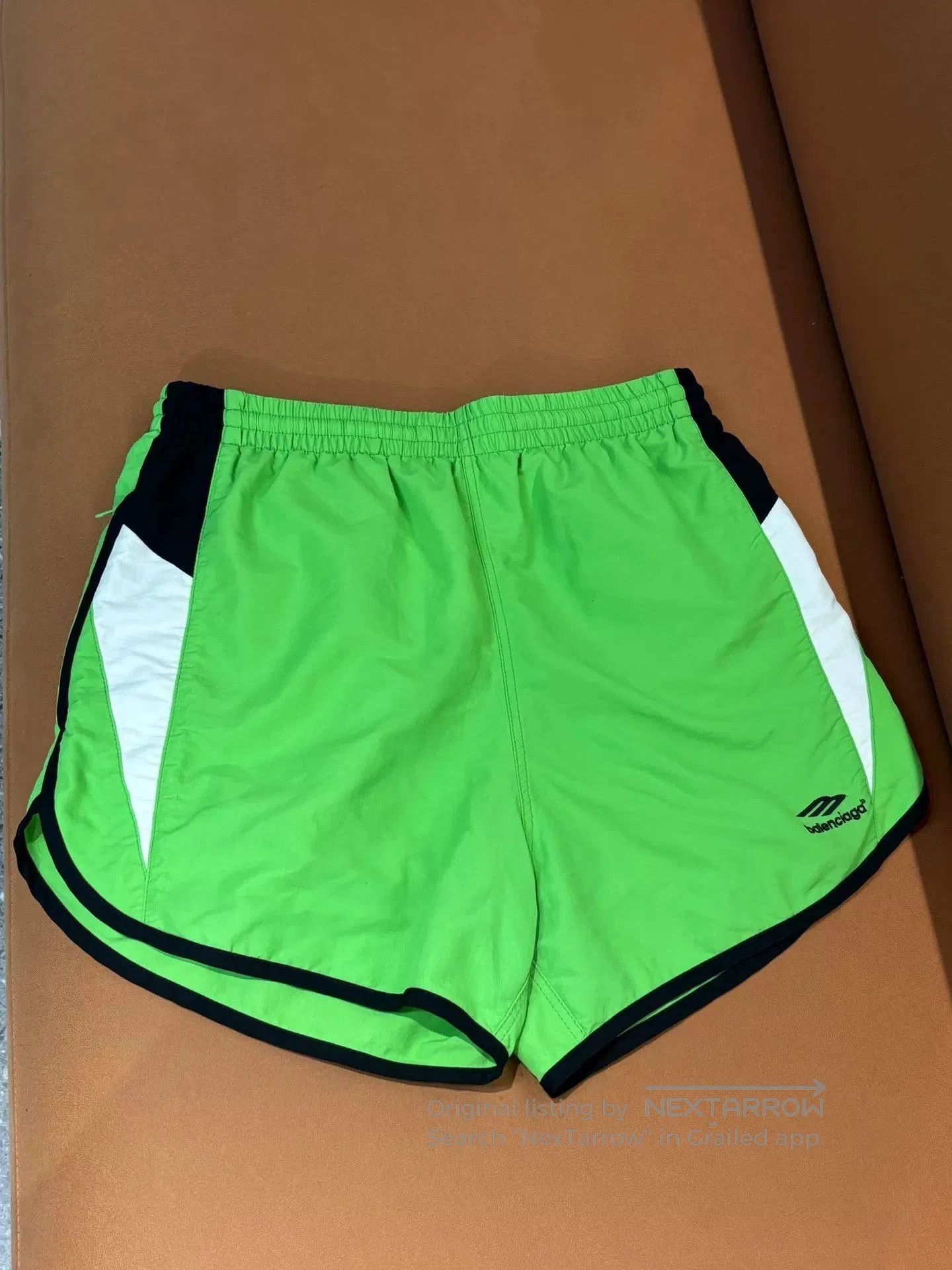 Balenciaga Balenciaga Logo Green Gym Shorts. Size US 35 - 1 Thumbnail