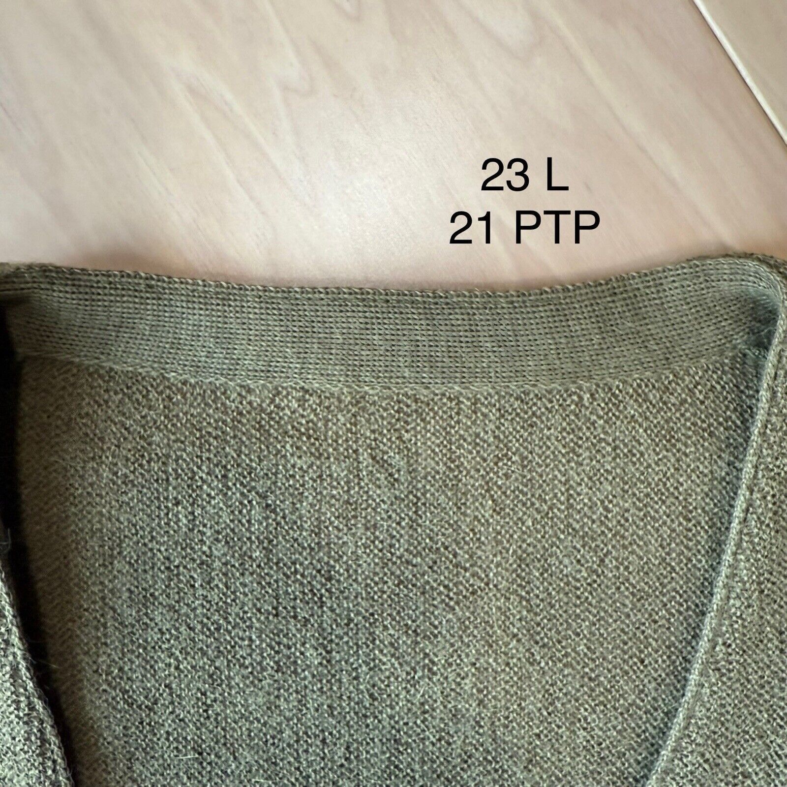 Vintage Vintage Wool Cardigan Small Green 70s Made in USA Union Size US S / EU 44-46 / 1 - 6 Thumbnail