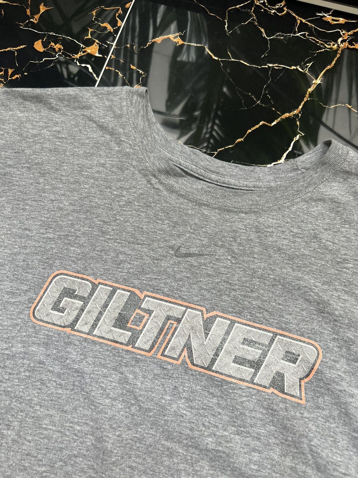 Nike × Vintage 90’s NIKE GILTNER CENTR SWOOSH Y2K RARE TEE BIG LOGO Size US XL / EU 56 / 4 - 4 Thumbnail