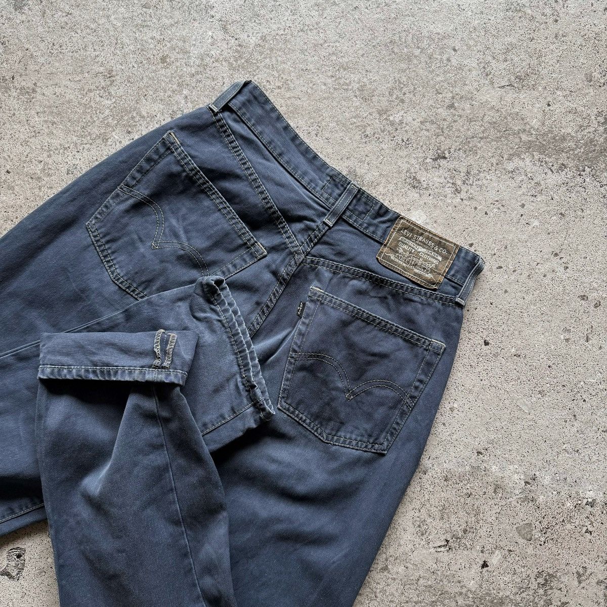 Levi's Vintage Clothing Levis 510 Mens Vintage Faded Navy Blue Denim Jeans Pants Size US 31 - 4 Thumbnail