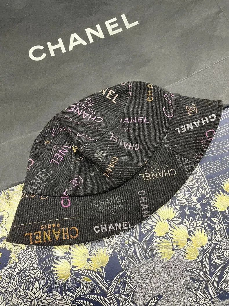 Chanel Chanel Logo Graffiti Denim Bucket Hat. Size ONE SIZE - 2 Thumbnail