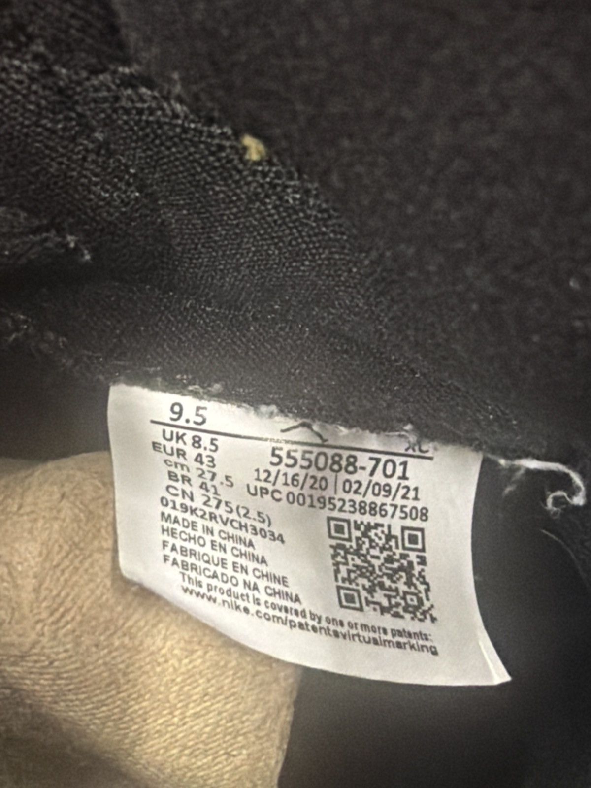 Jordan Brand Nike Air Jordan 1 Retro High OG Pollen Size 9.5 (555088-701) Size US 9.5 / EU 42-43 - 4 Thumbnail