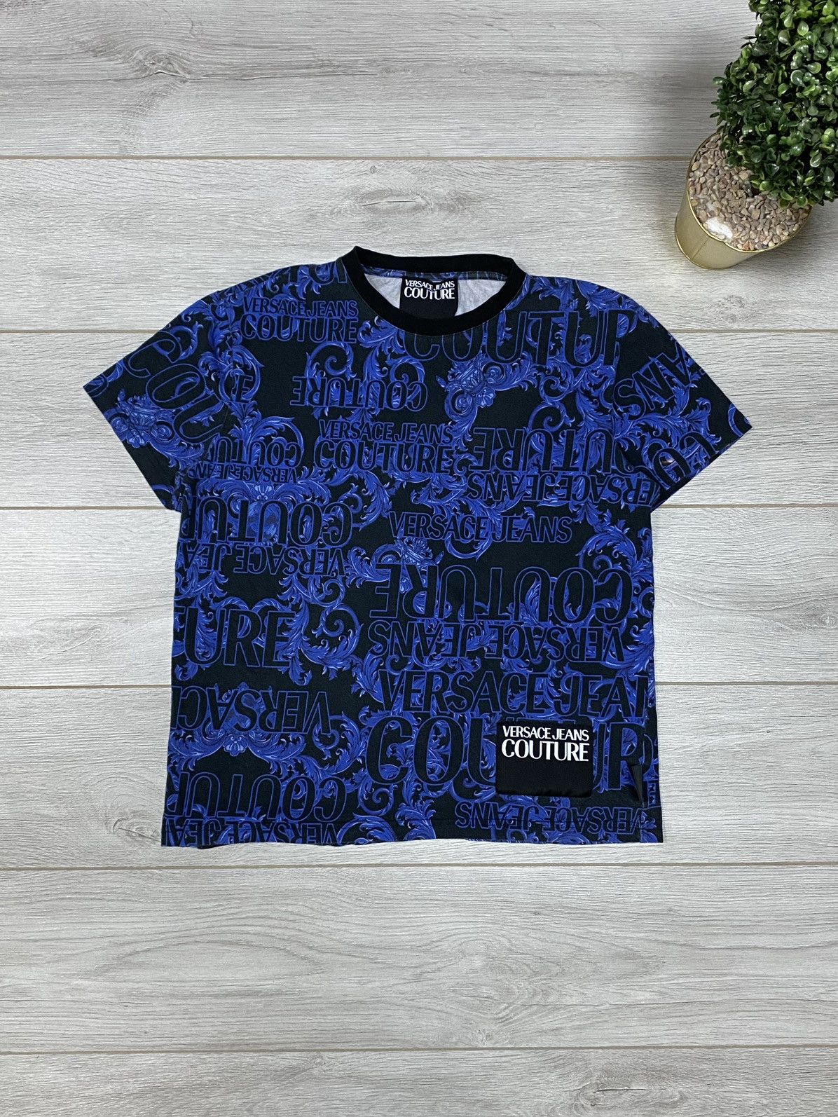Versace Jeans Couture Versace monogram patterns over print t-shirt Size US L / EU 52-54 / 3 - 2 Thumbnail