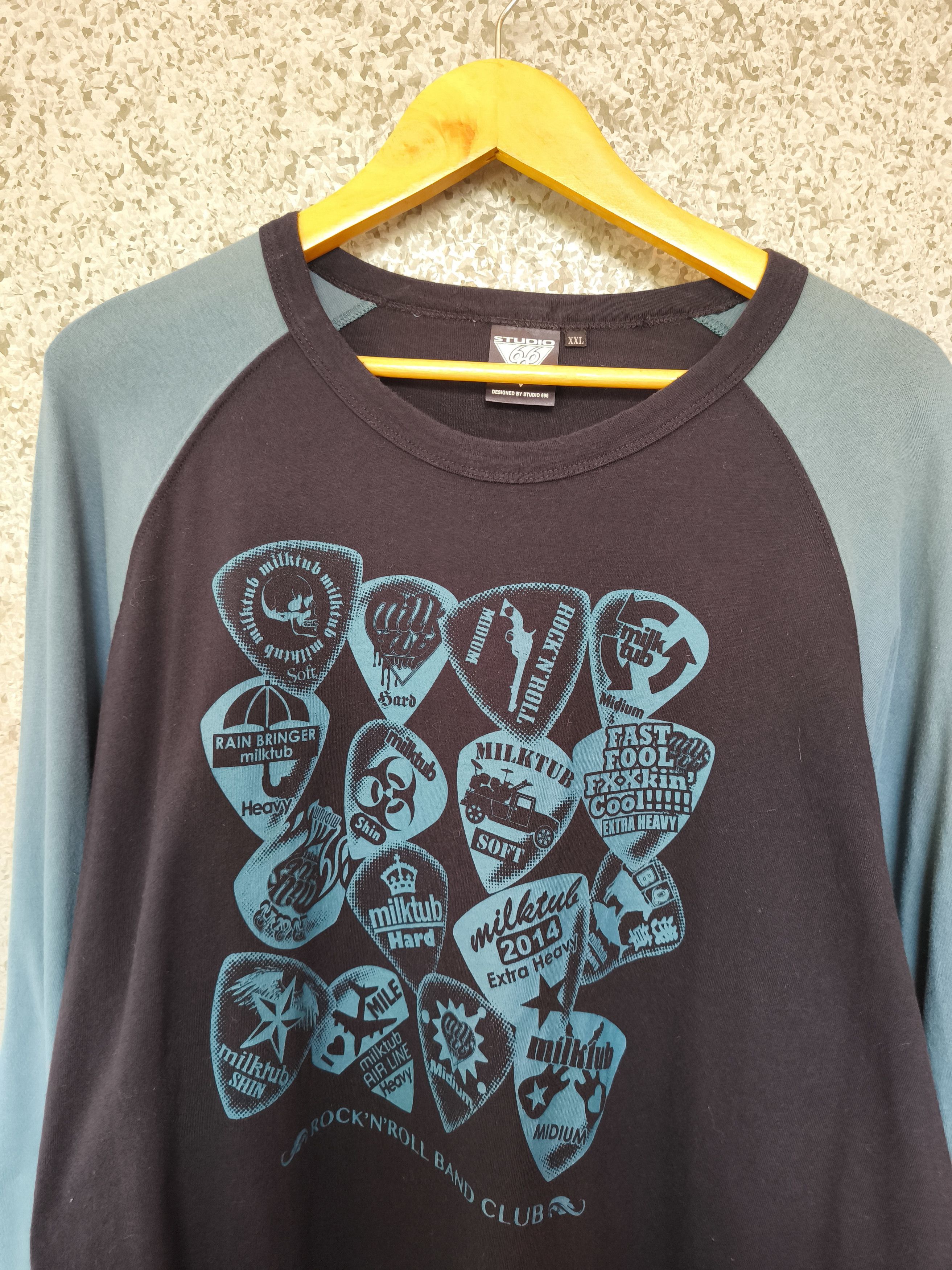Band Tees Studio 696 Milktub t shirt long sleeve Size US XL / EU 56 / 4 - 1 Thumbnail