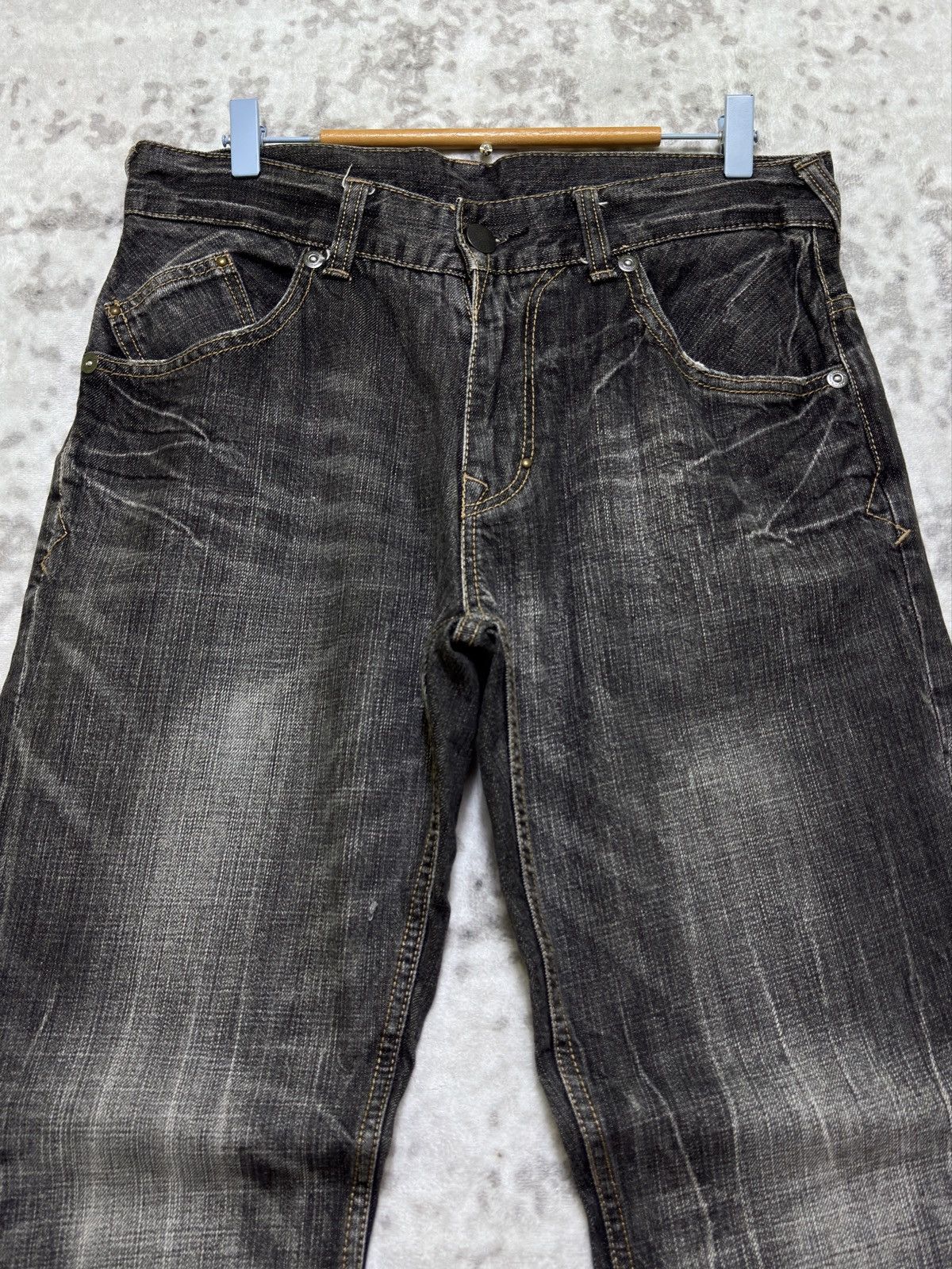 Japanese Brand Vintage UJ Jeans Buckle Back Claw Mark Distressed Denim Size US 33 - 3 Thumbnail