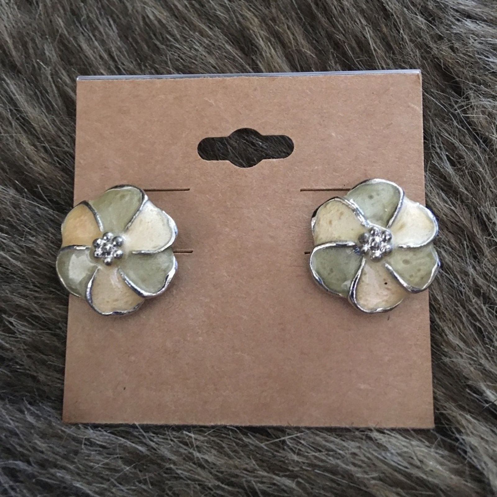 Vintage Vintage enamel flower pierced earrings Size ONE SIZE - 2 Thumbnail