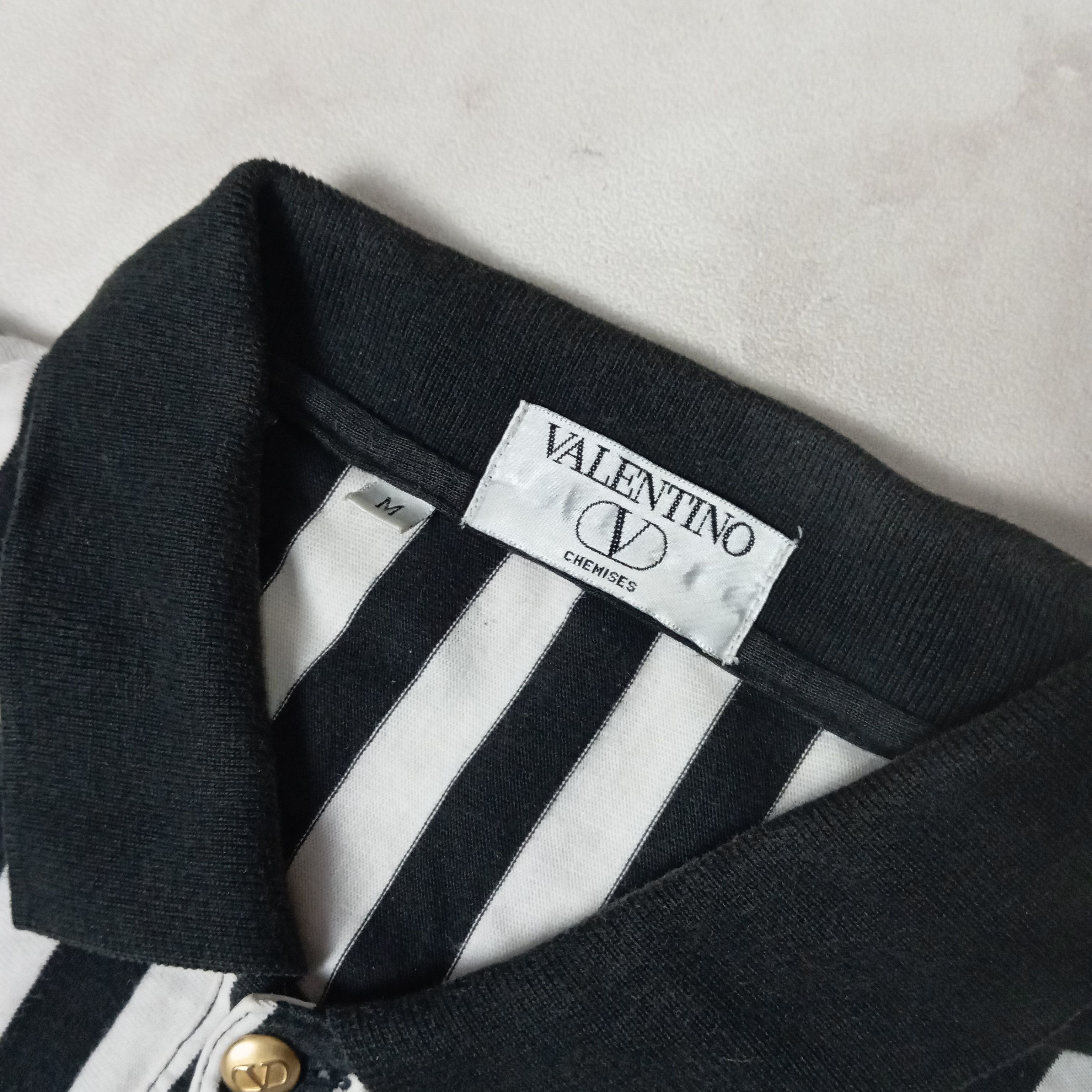 Valentino Vintage Polo Shirt Valentino Chemises Size US L / EU 52-54 / 3 - 6 Thumbnail