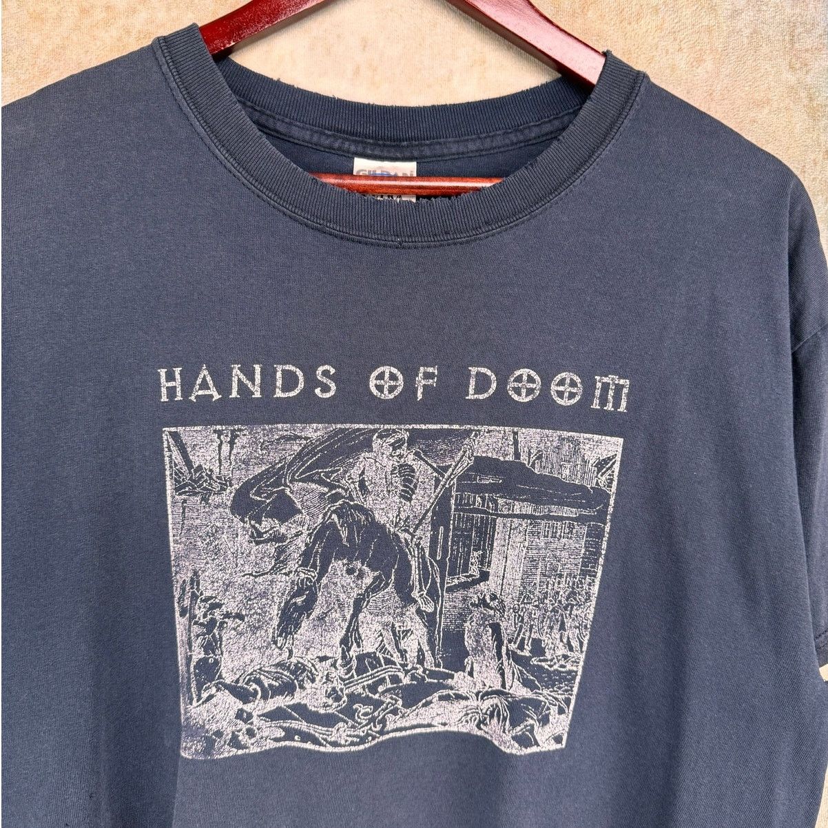 Vintage VTG 90s Hands of Doom T Shirt Mens Sz L Navy Blue Fade Size US L / EU 52-54 / 3 - 6 Thumbnail