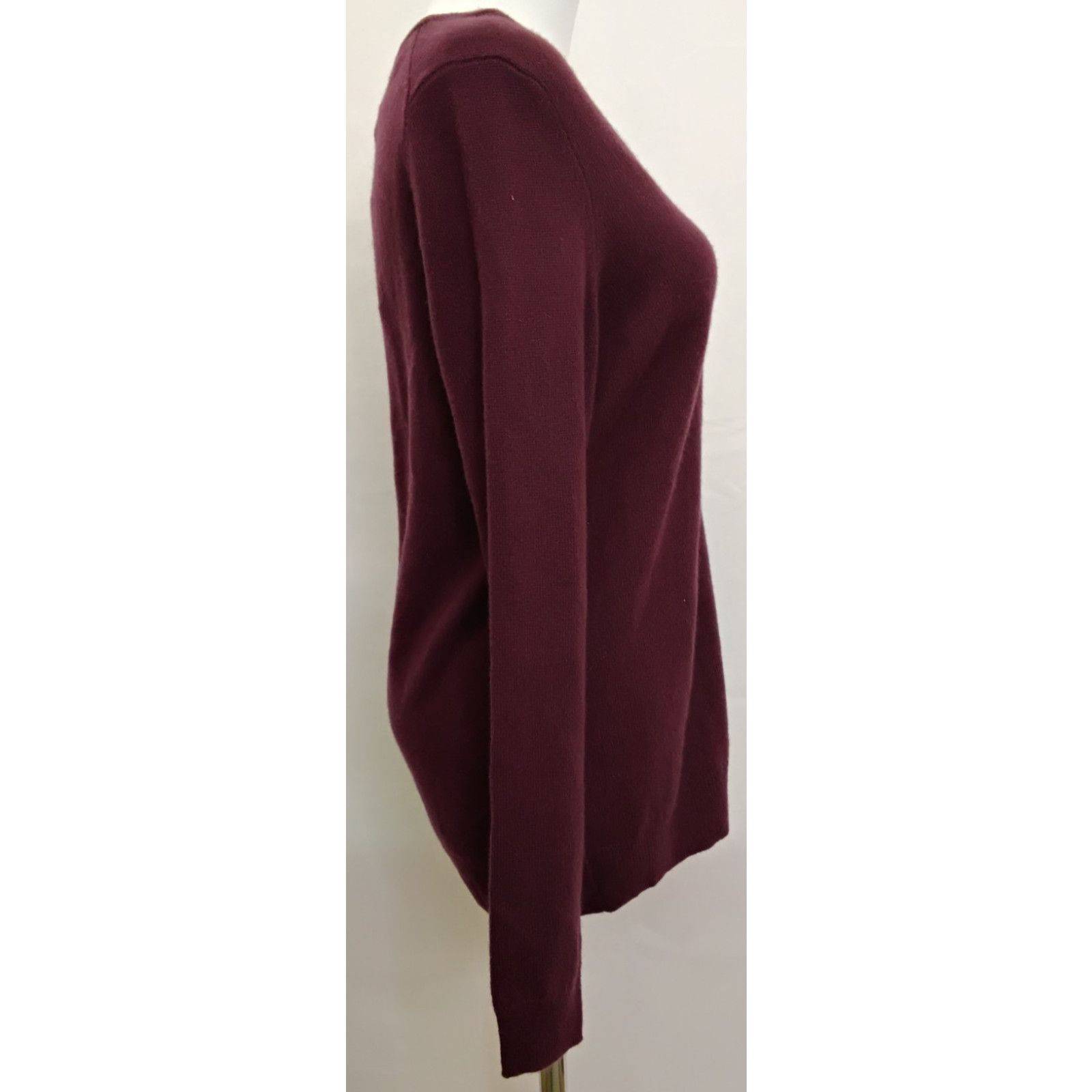 Bloomingdale's C by Bloomingdale's V-Neck Sweater Women M Red Cashmere NWT Size M / US 6-8 / IT 42-44 - 4 Thumbnail
