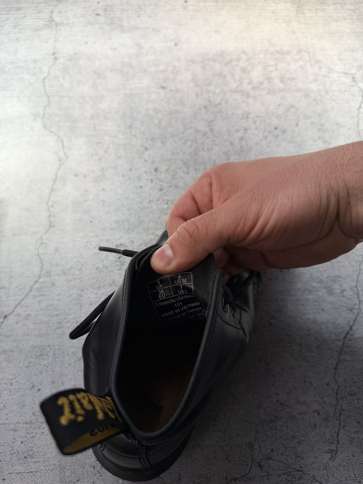 Dr. Martens Dr. Martens Boots Size US 5.5 / EU 38 - 11 Thumbnail