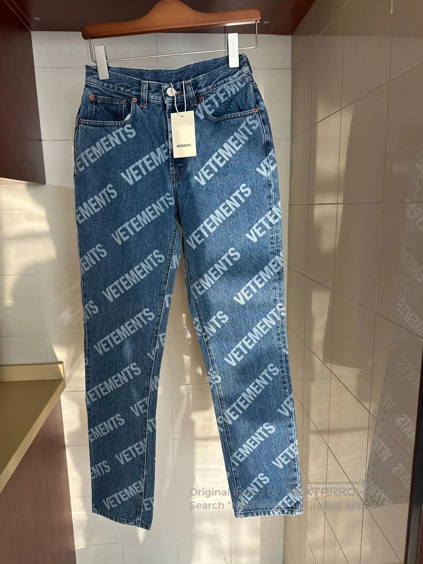 Vetements VETEMENTS Logo Printed Straight Denim Pants. Size US 26 / EU 42 - 1 Thumbnail