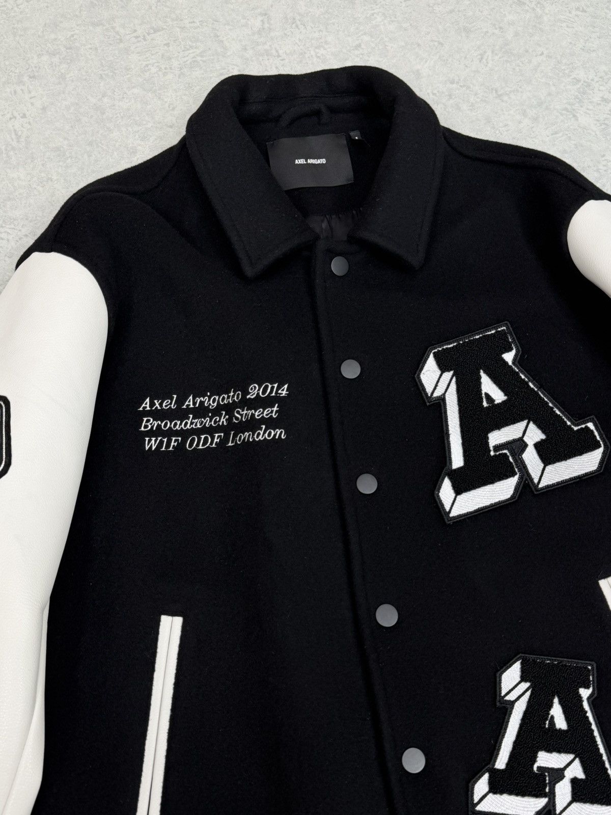 Axel Arigato Axel Arigato illusion Varsity Bomber Jacket Size L Size US L / EU 52-54 / 3 - 4 Thumbnail