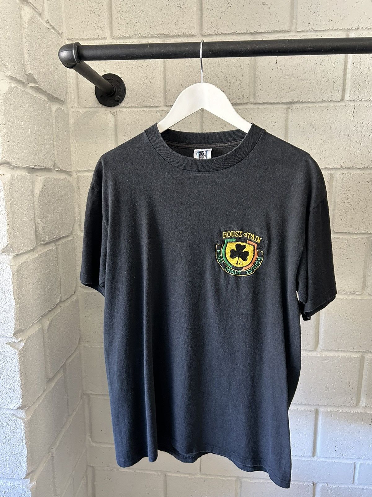 Band Tees × Vintage Vintage 90s House Of Pain Fine Malt Lyrics Tshirt Size US L / EU 52-54 / 3 - 1 Thumbnail