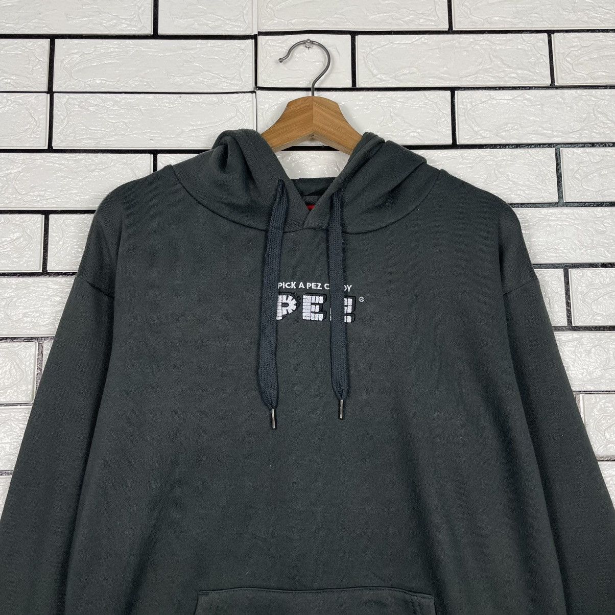 Other Pick A Pez Candy Hoodie Size US M / EU 48-50 / 2 - 11 Thumbnail