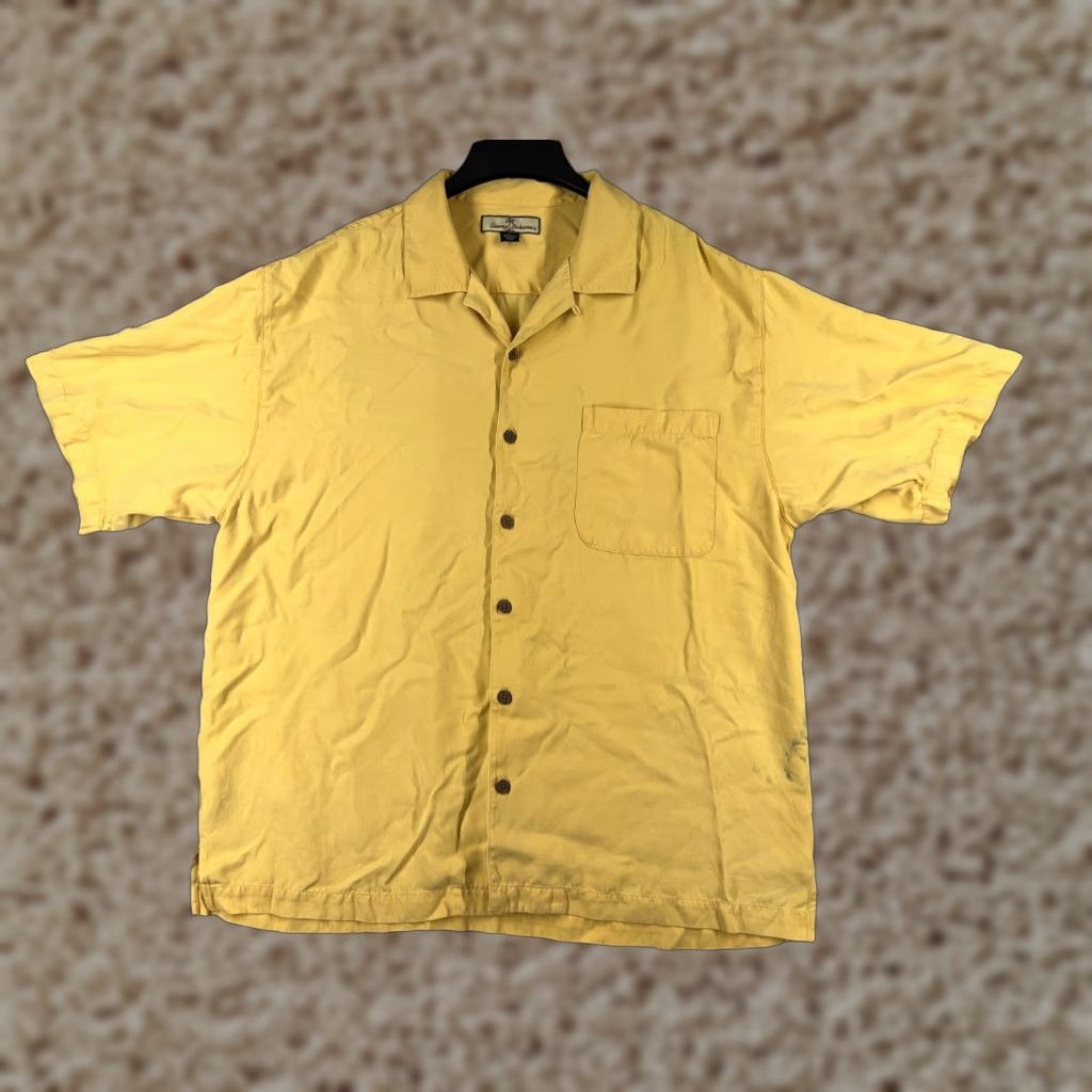 Tommy Bahama VINTAGE? No— Tommy Bahama Shirt Men XL Yellow Solid Button-Up Hawaiian Pocket Silk Button-Front Casual Aloha Beach Vacation Resort - Mens Size US XL / EU 56 / 4 - 1 Thumbnail