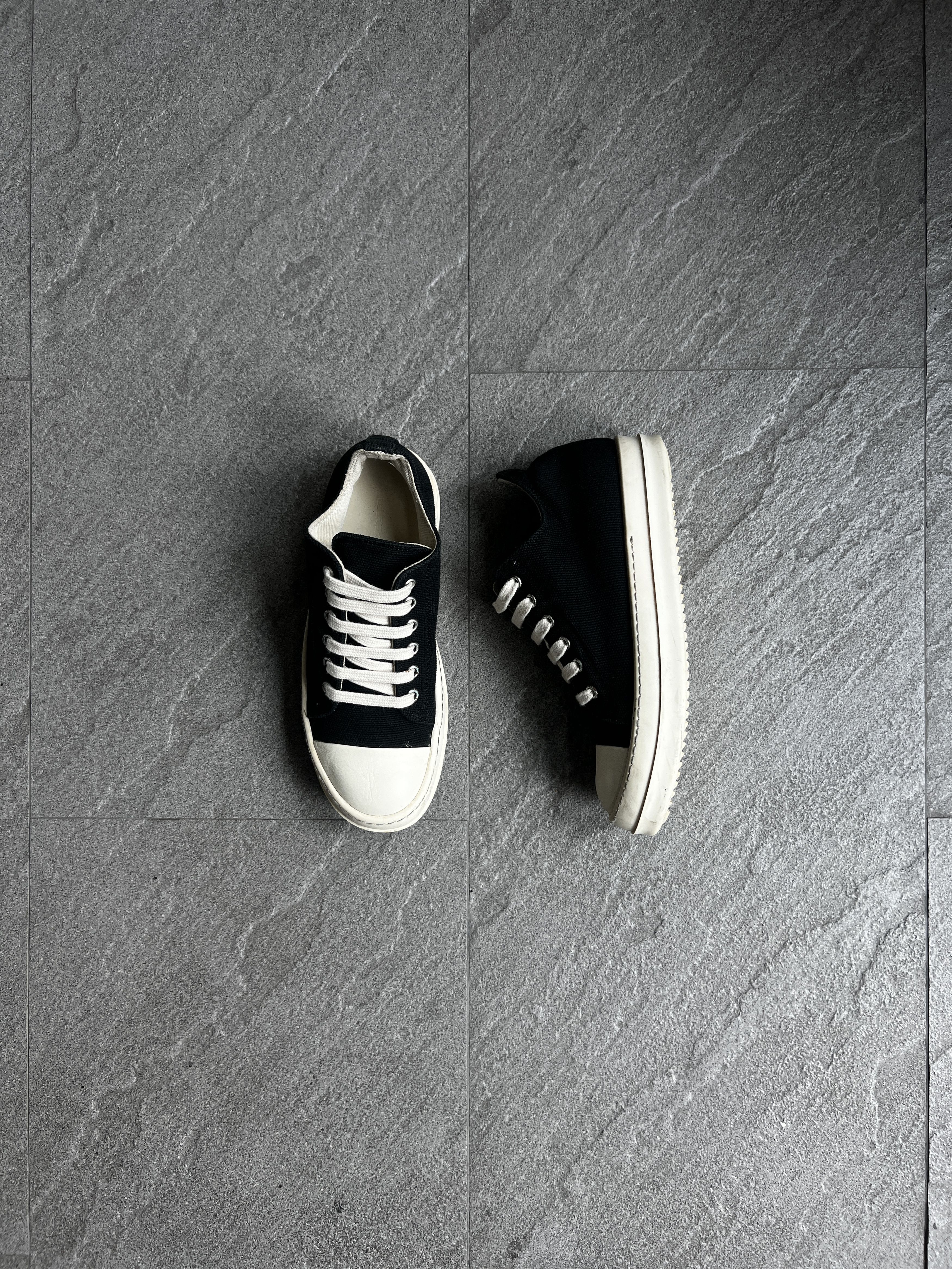 Rick Owens Drkshdw Rick Owens DRKSHDW Canvas Low Sneakers Black EU38 Size US 5.5 / EU 38 - 1 Thumbnail