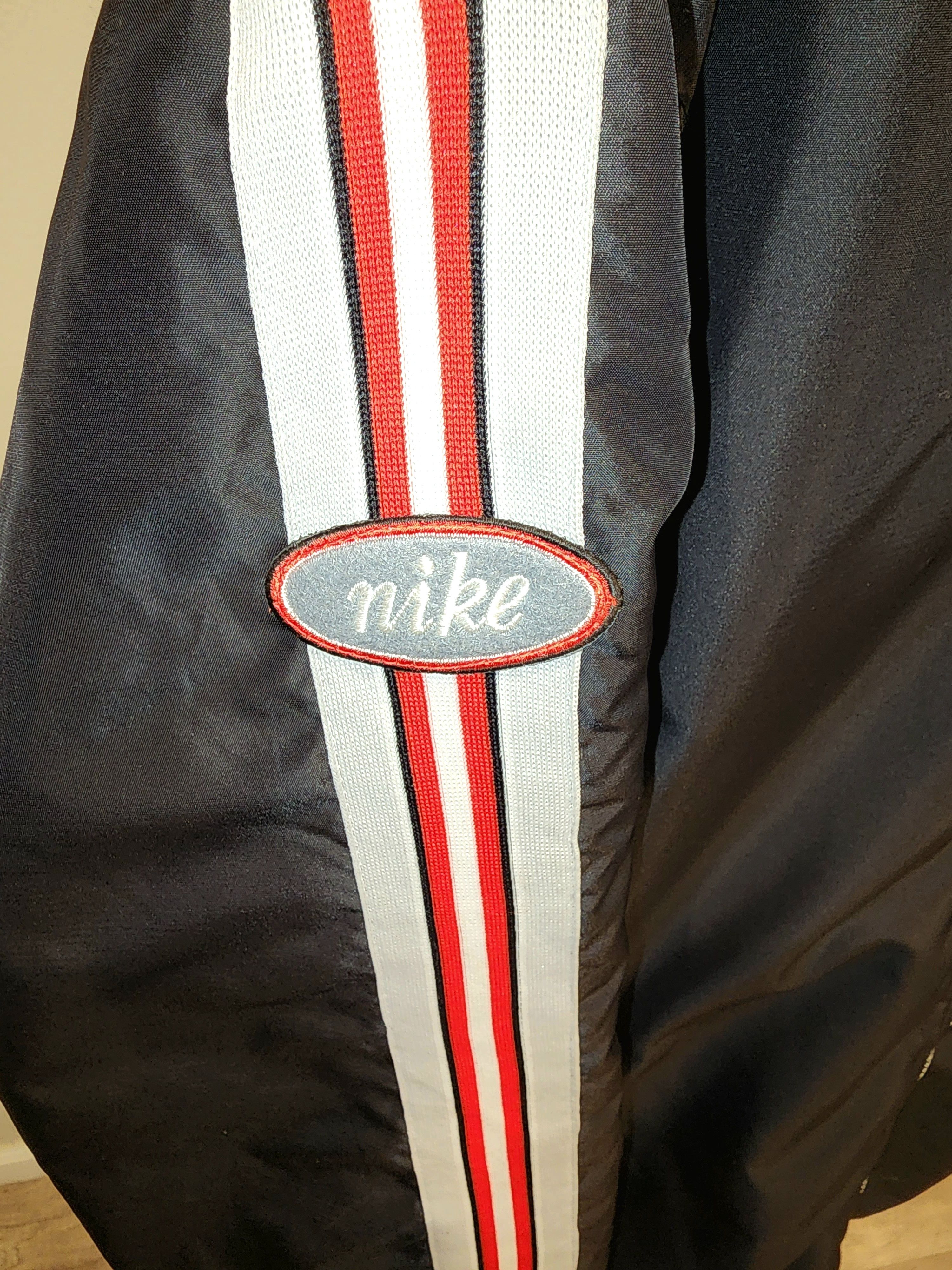 Nike 90s Nike Black zip up jacket Size US L / EU 52-54 / 3 - 6 Thumbnail