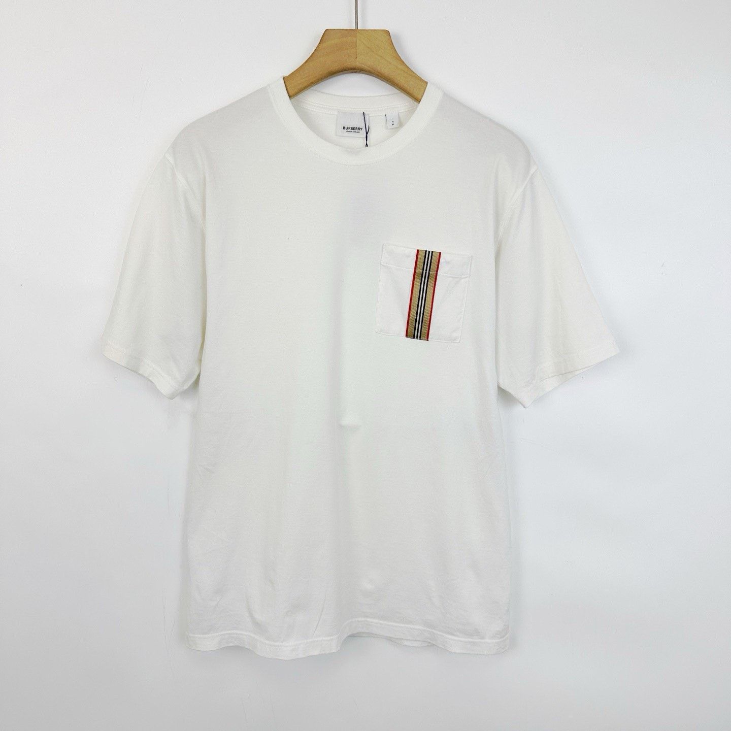 Burberry Burberry White Pocket Check T-Shirt Size S / US 4 / IT 40 - 1 Thumbnail