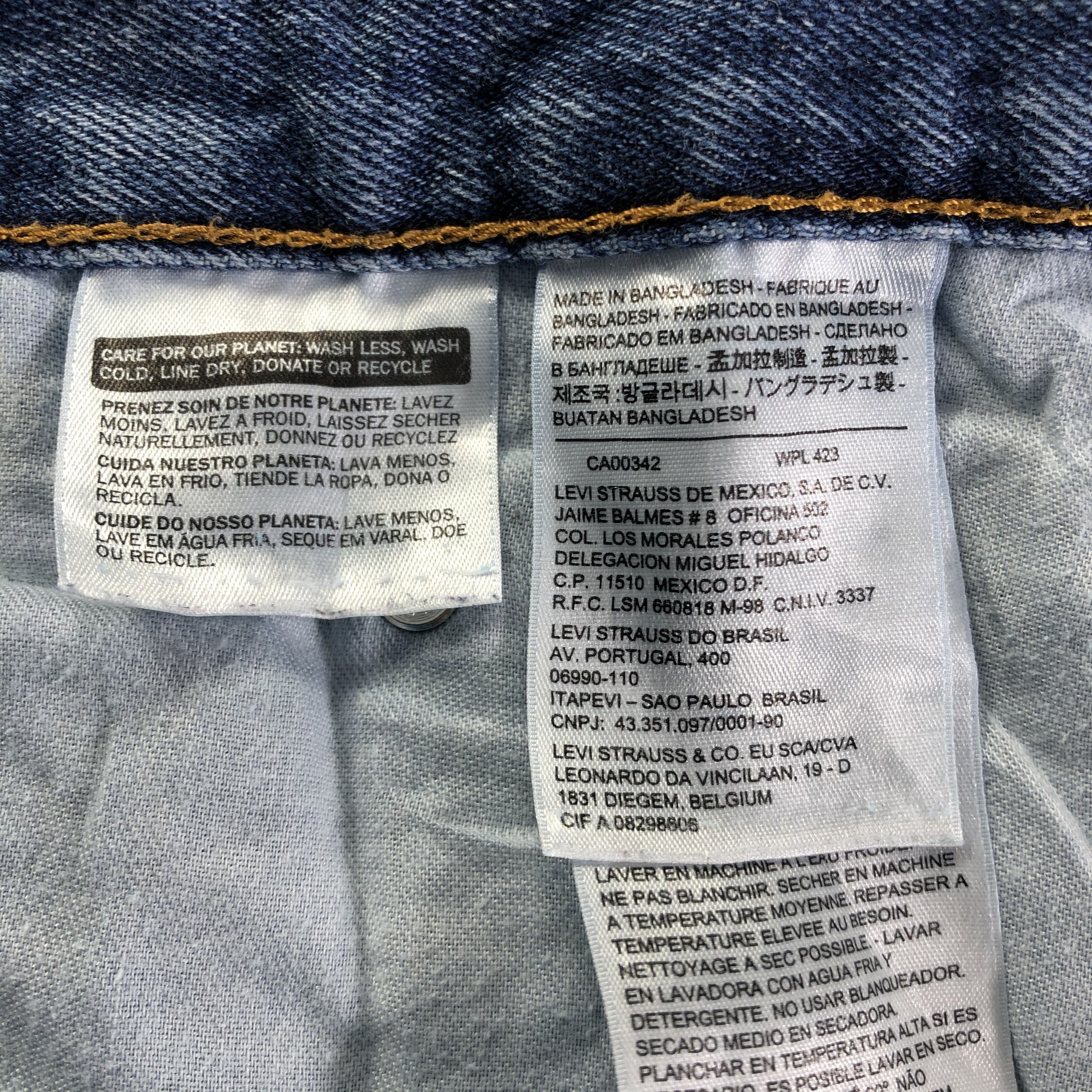 Levi's Vintage Blue Wash Levis 550 Jeans-J4126 Size US 41 - 11 Thumbnail