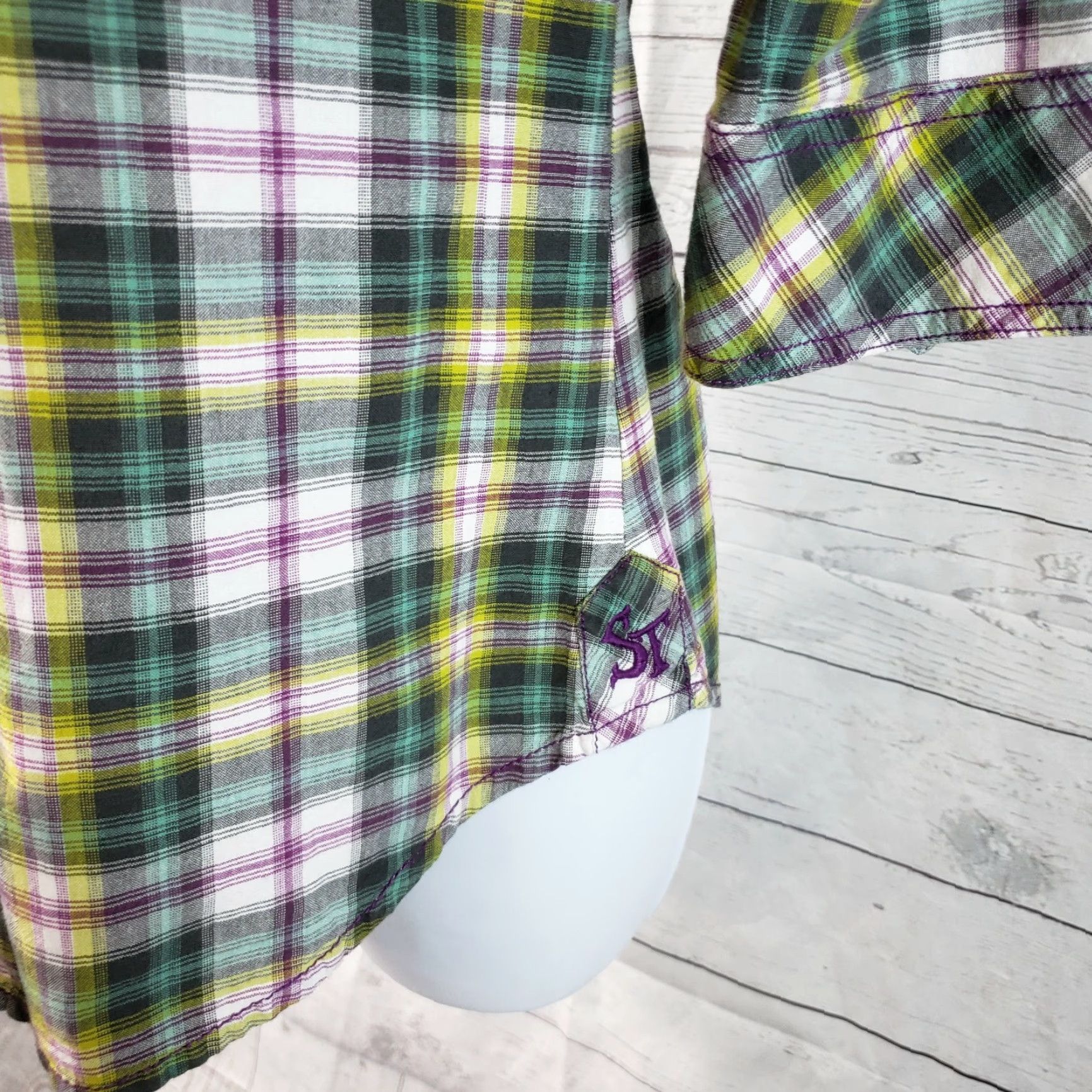Vintage Southern Thread Shirt Womens Pearl Snap Plaid Embroidered Size Small Green Purple 3/4 Sleeve Button-Up Collared Size S / US 4 / IT 40 - 3 Thumbnail
