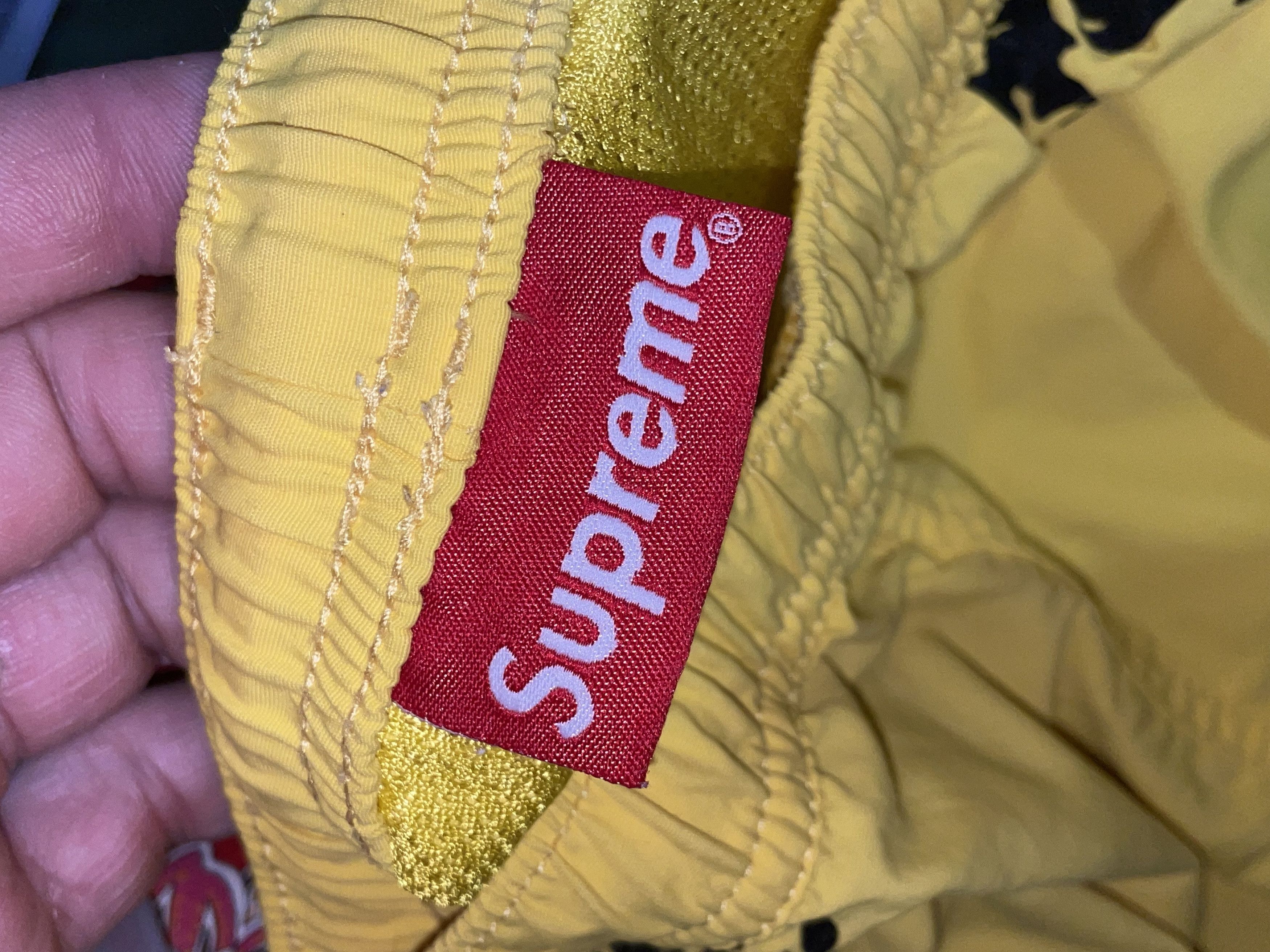 Supreme Supreme Dragon Water Short Yellow SS21 size Large NEW Size US 36 / EU 52 - 5 Thumbnail