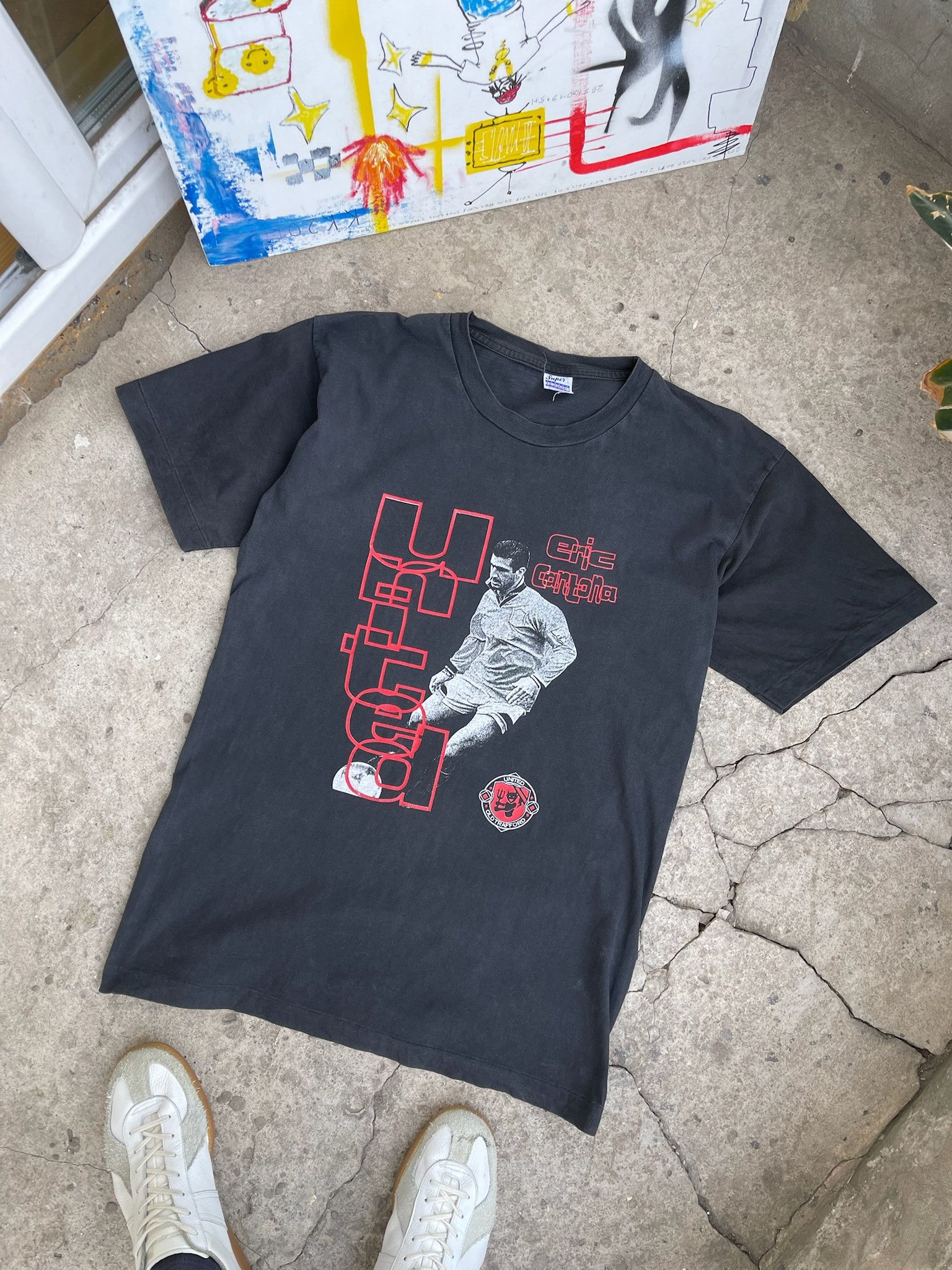 Vintage Vintage Eric Cantona Eric Tshirt Manchester inited jersey Size US L / EU 52-54 / 3 - 1 Thumbnail