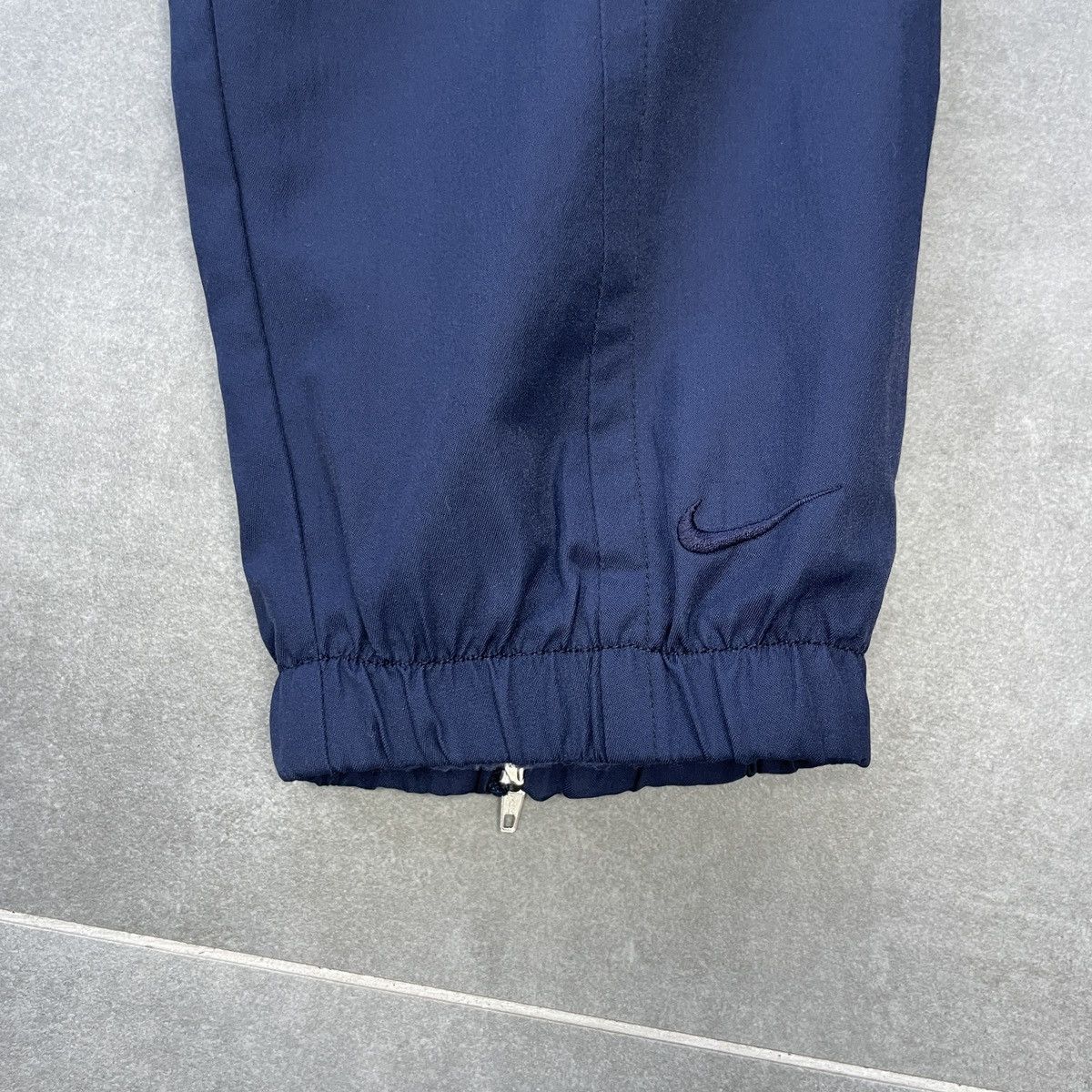Nike × Vintage Vintage Nike Court Nylon Track Pants Size M Size US 32 / EU 48 - 6 Thumbnail