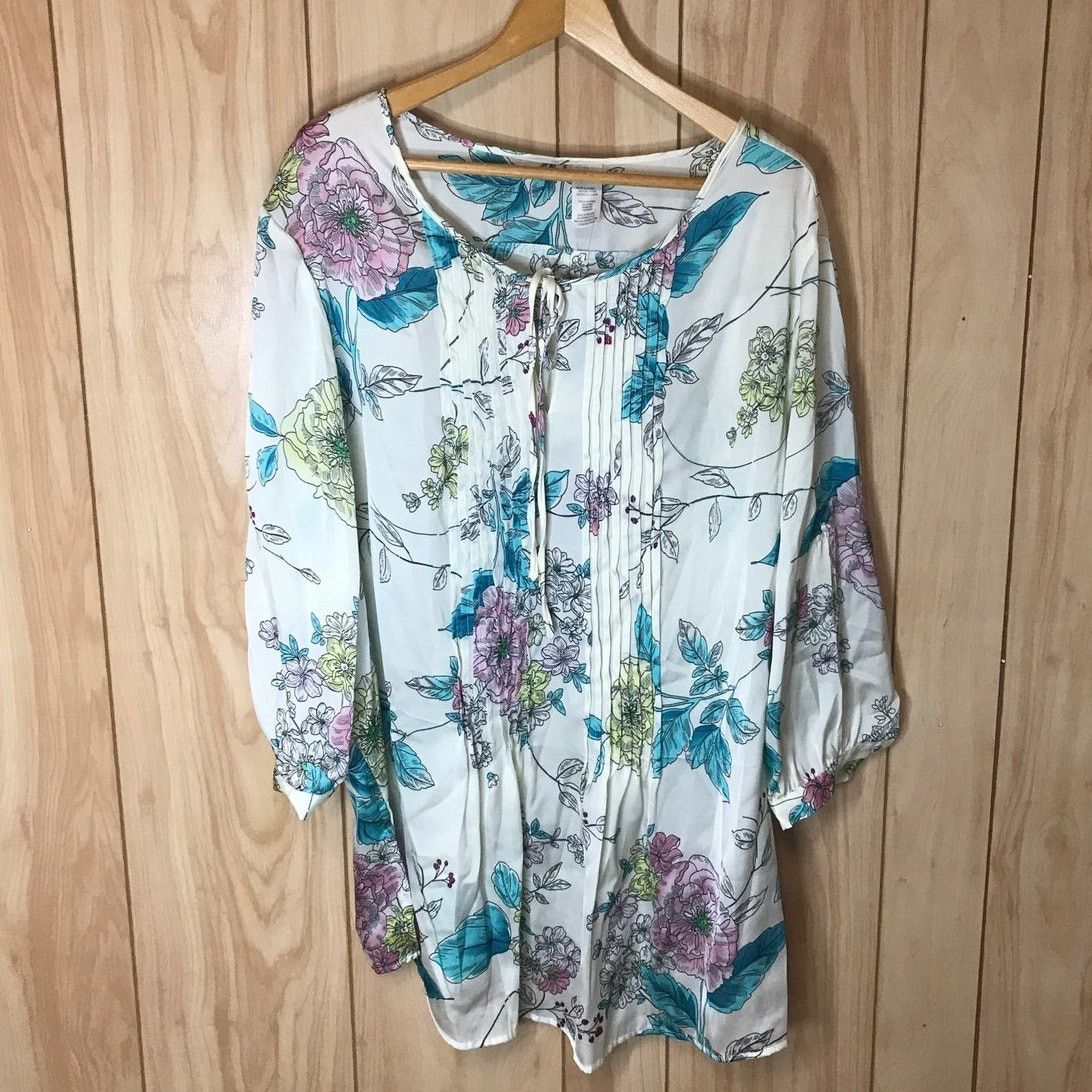 Other Soft Silky Cream Floral Pleated Scoop Neck 3/4 Sleeve Top 1X Size XL / US 12-14 / IT 48-50 - 1 Thumbnail