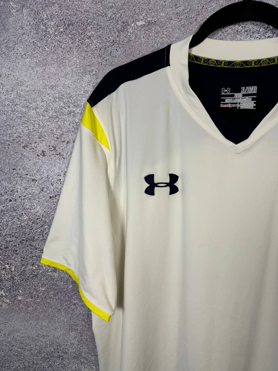 Other Tottenham Hotspur 2014/15 Under Armour Training Jersey Size US XL / EU 56 / 4 - 3 Thumbnail
