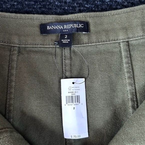 Banana Republic VINTAGE Banana Republic Utility Button Front A-Line Skirt Olive Green Size 2 Women Skirt Midi/ Knee Length A-Line Button Front Olive Green Womens 2 Size 26" / US 2 / IT 38 - 2 Thumbnail