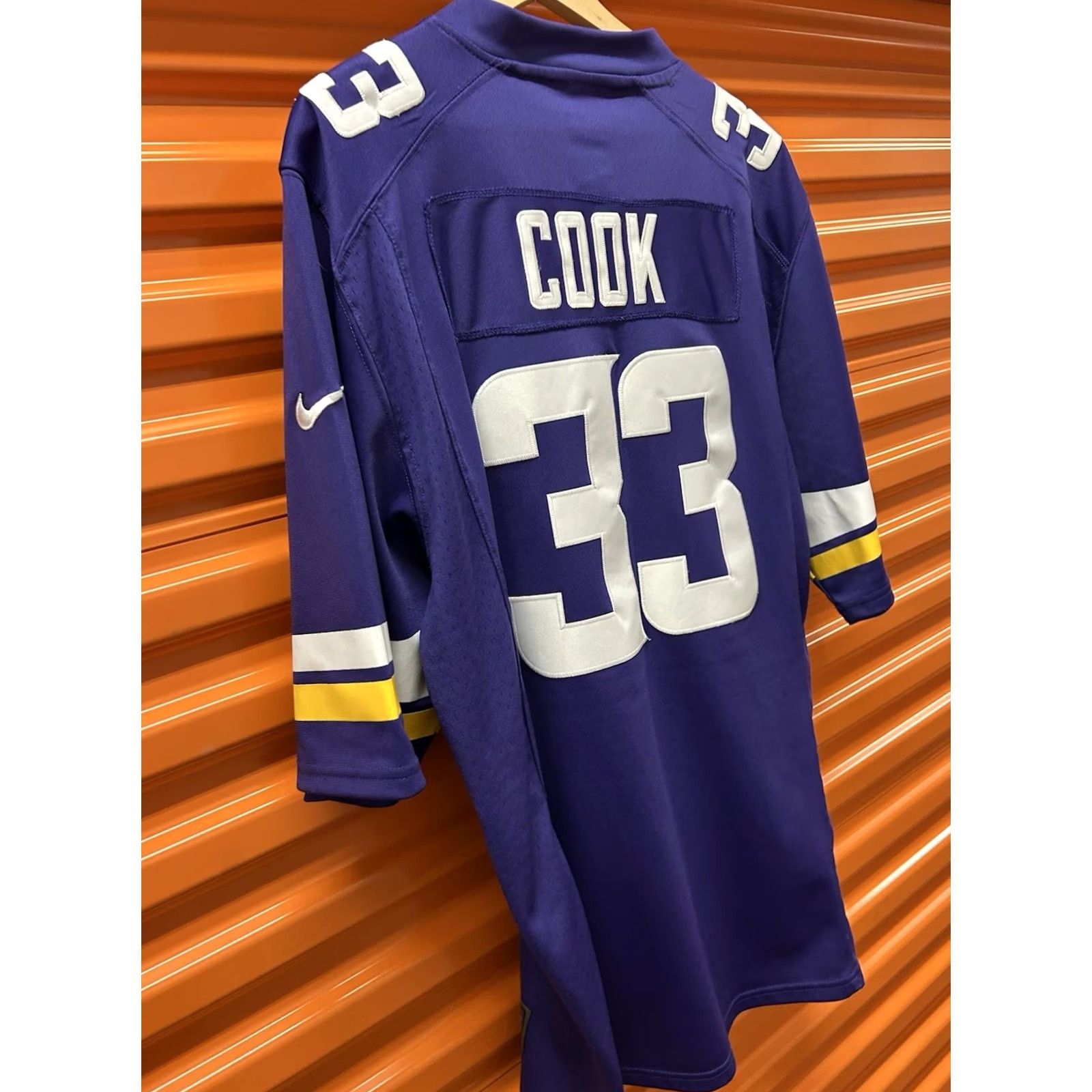 NFL VINTAGE? No. Size US XL / EU 56 / 4 - 6 Thumbnail