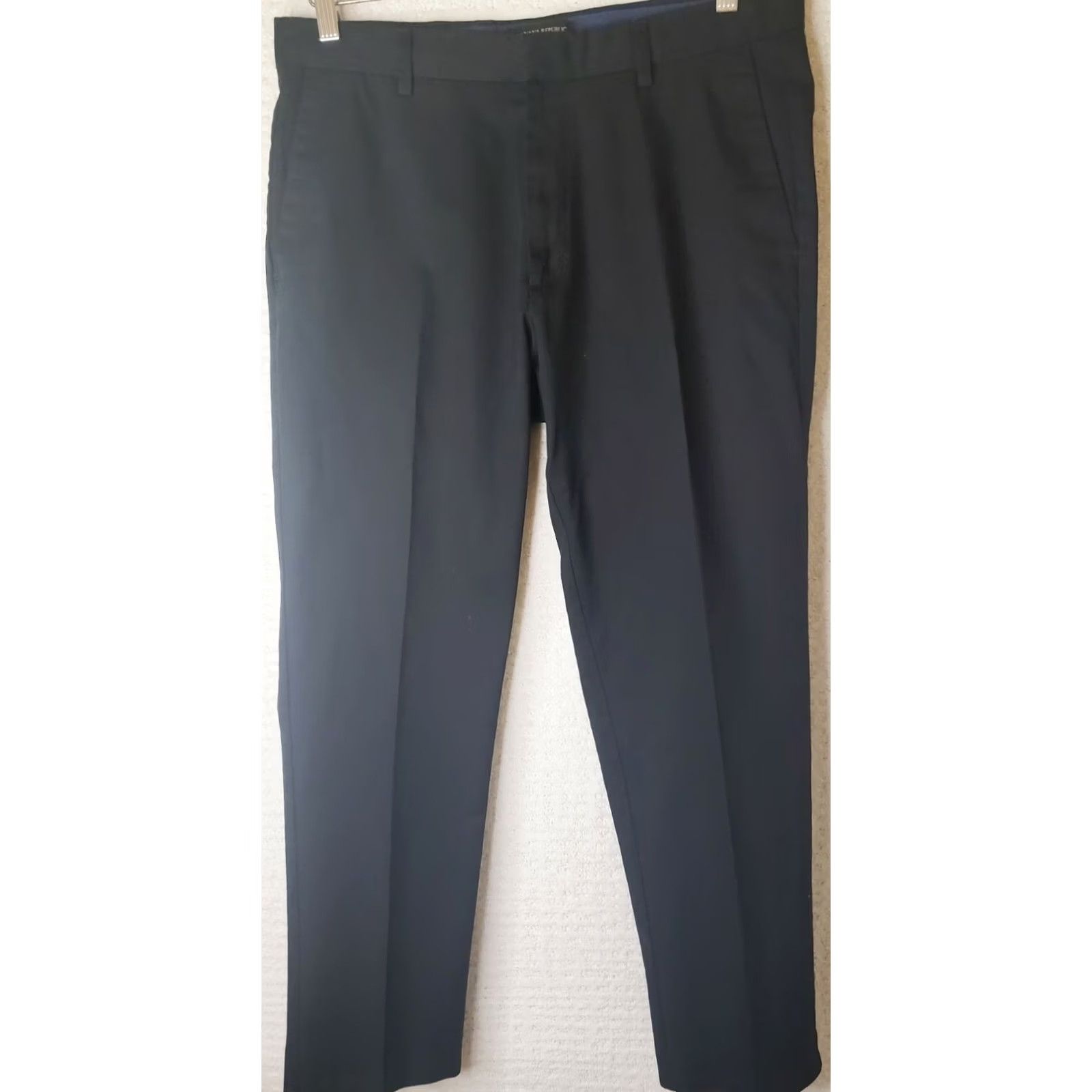 Banana Republic Banana Republic Slim Fit Dress Pants Men 33 Waist 30 Inseam Black Non-Iron Straight Front Belt Loops N/A EUC Size US 33 - 2 Thumbnail
