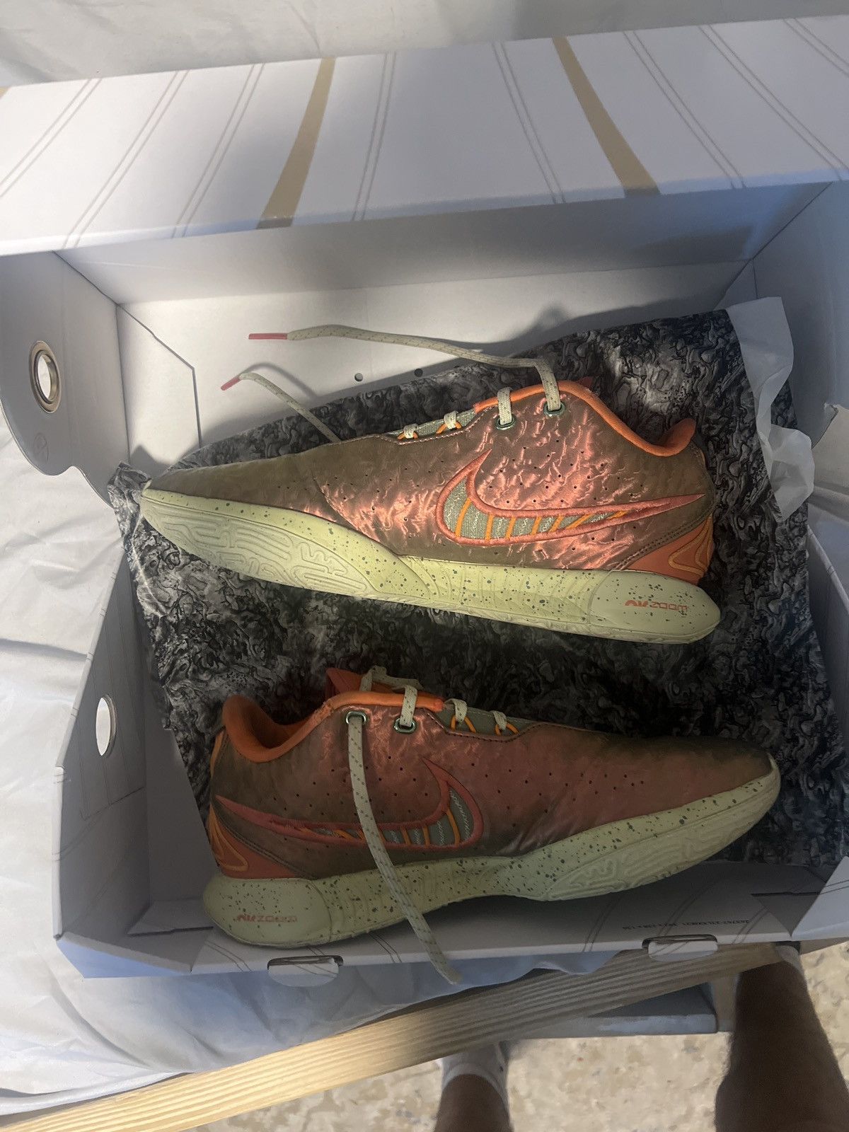 Nike lebron 21 Ember Glow Size US 11 / EU 44 - 5 Thumbnail