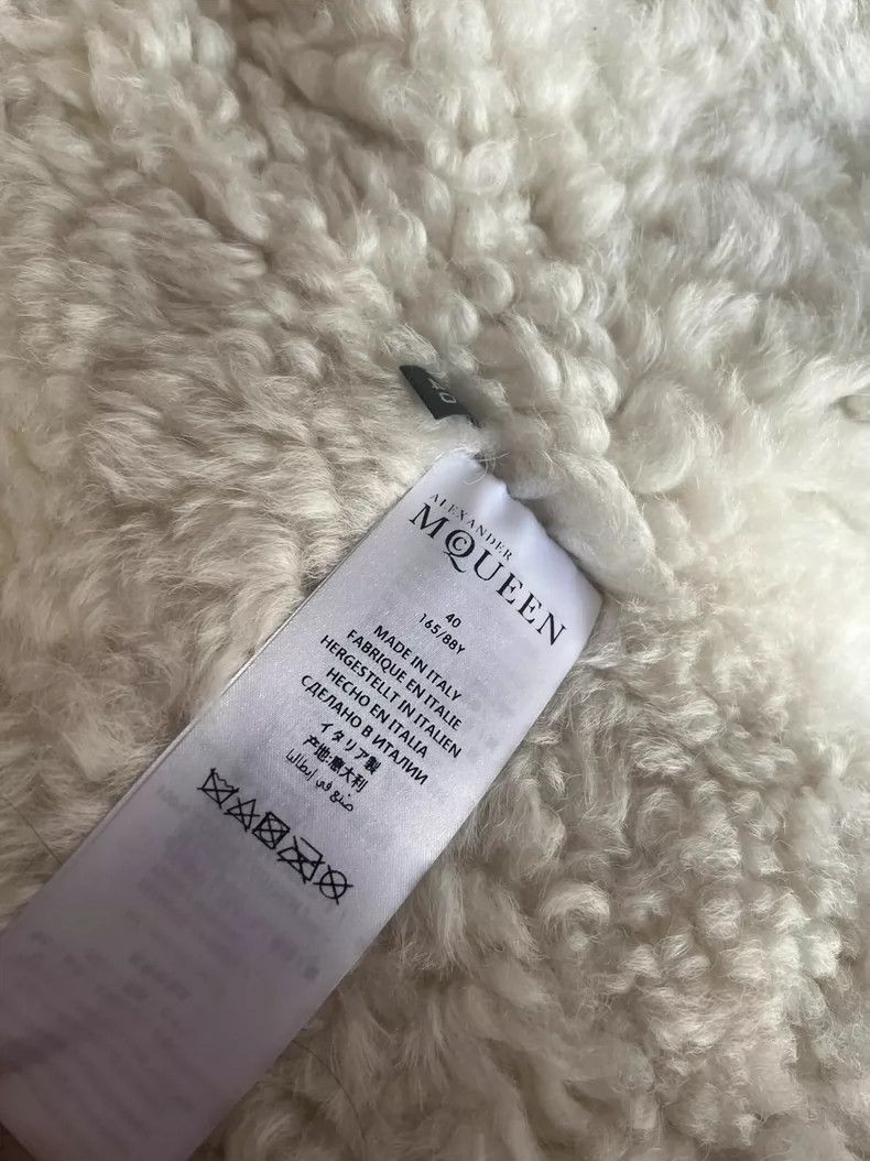 Alexander McQueen Alexander McQUEEN Lamb wool denim jacket 2504-Nextarrow Size XS / US 0-2 / IT 36-38 - 5 Thumbnail