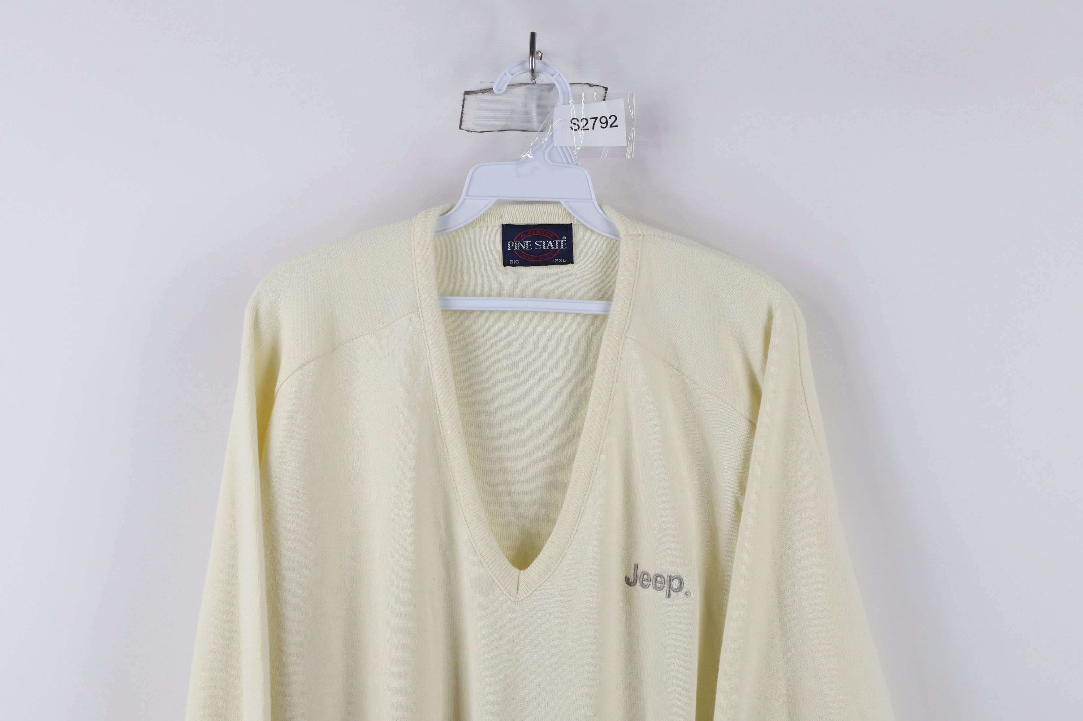 Vintage Vintage 80s 90s Jeep Motors Knit V-Neck Sweater Cream USA Size US XXL / EU 58 / 5 - 2 Thumbnail