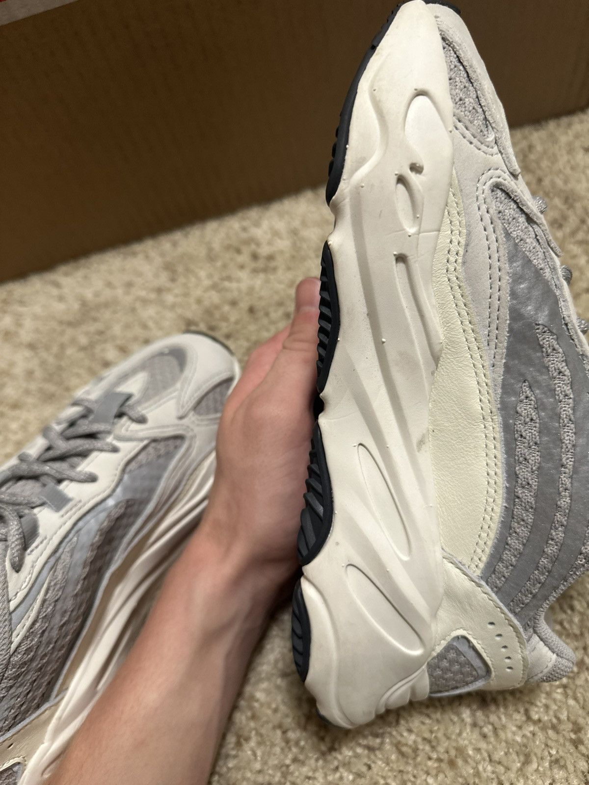 Yeezy YEEZY 700 V2 STATIC MENS 4 GENTLY USED Size US 5.5 / IT 35.5 - 11 Thumbnail