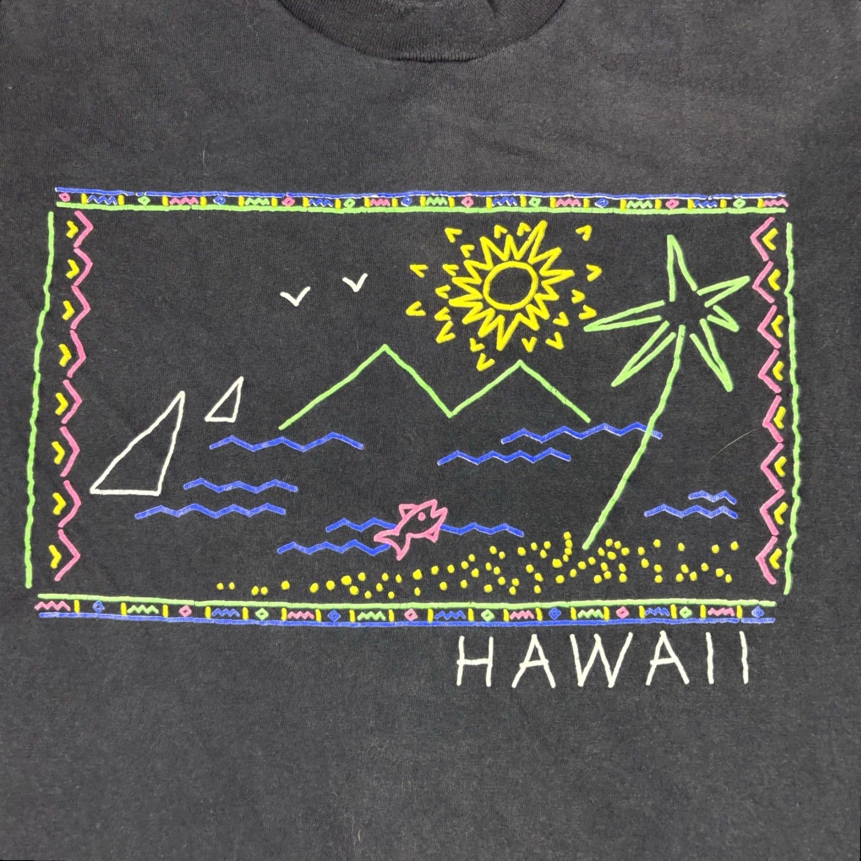 Vintage VINTAGE Hawaii T Shirt Black Single Stitch Art Adult size Medium 80s Size US M / EU 48-50 / 2 - 5 Thumbnail