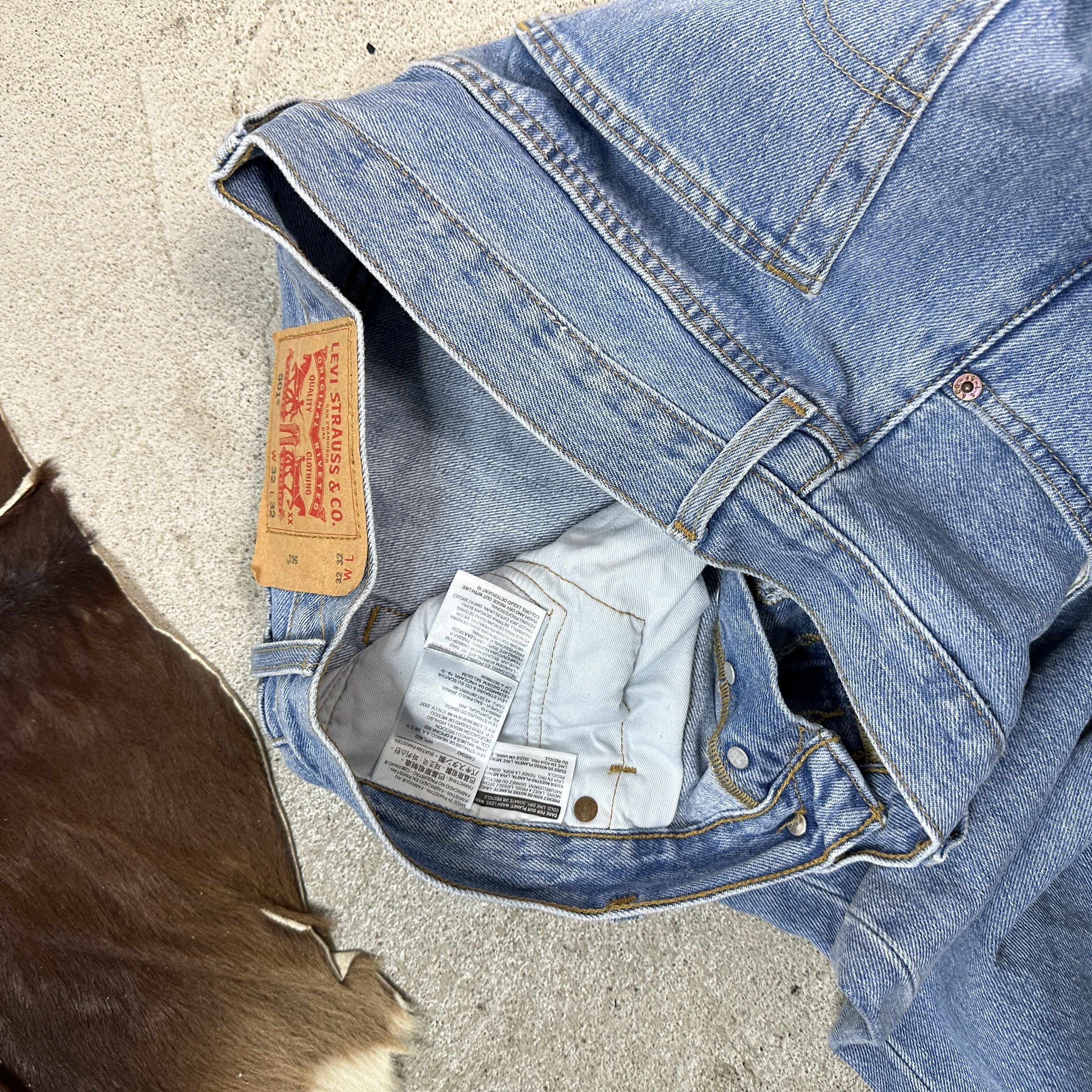 Levi's × Vintage Jeansy Levi’s 501 Size 32" / US 10 / IT 46 - 3 Thumbnail