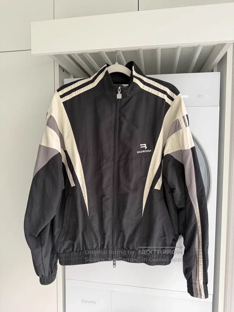 Balenciaga Balenciaga Black and white striped jacket Size US S / EU 44-46 / 1 - 1 Thumbnail