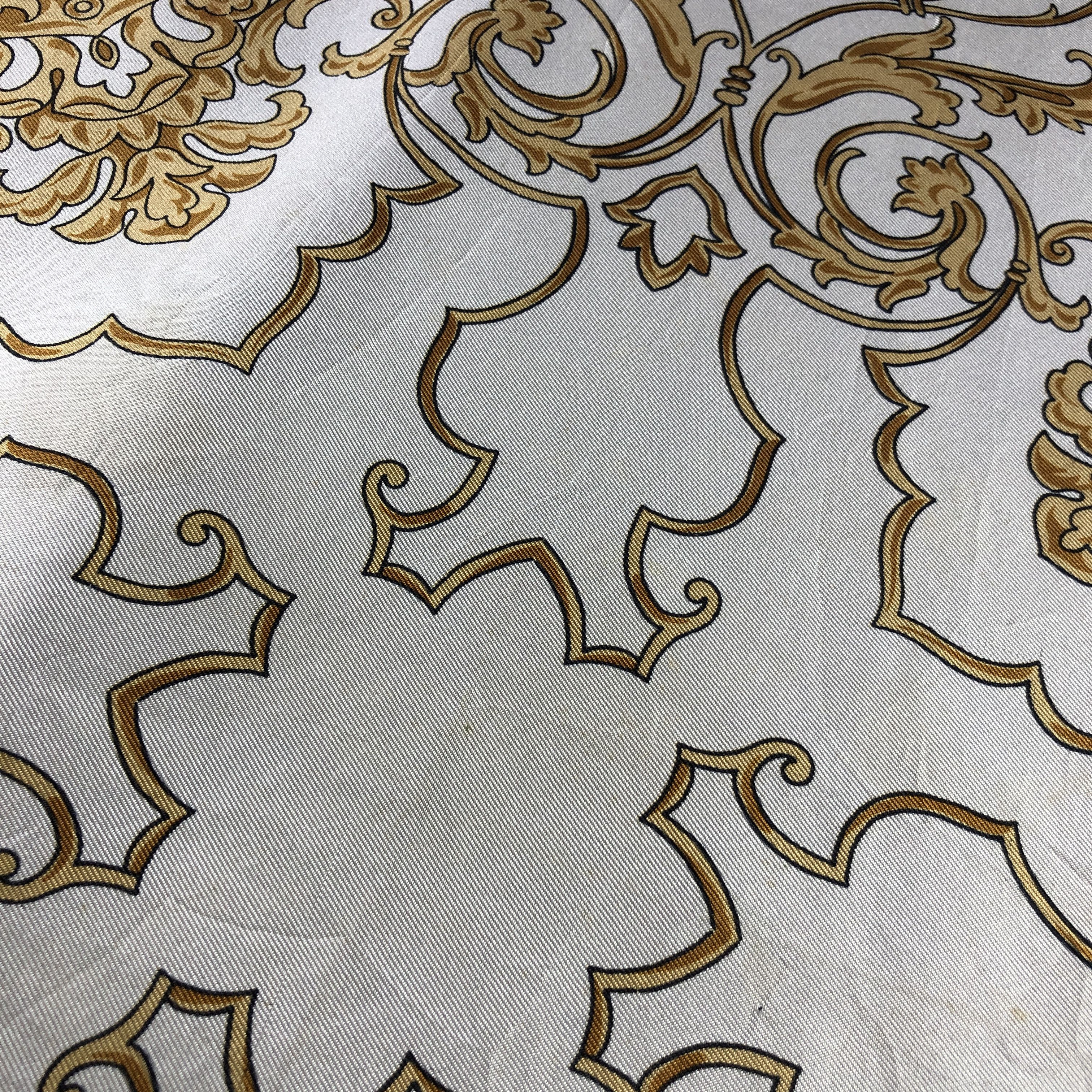 Vintage Vintage Luxury Floral Baroque Silk Scarf M1331 Size ONE SIZE - 8 Thumbnail