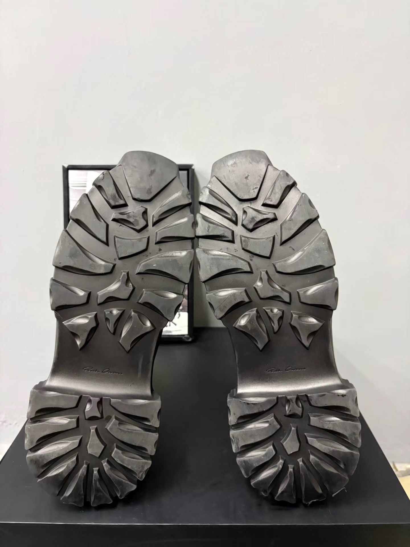 Rick Owens Rick Owens 24FW Runway Tractor Platform Octopus Boots K34 Size US 9 / EU 42 - 8 Thumbnail