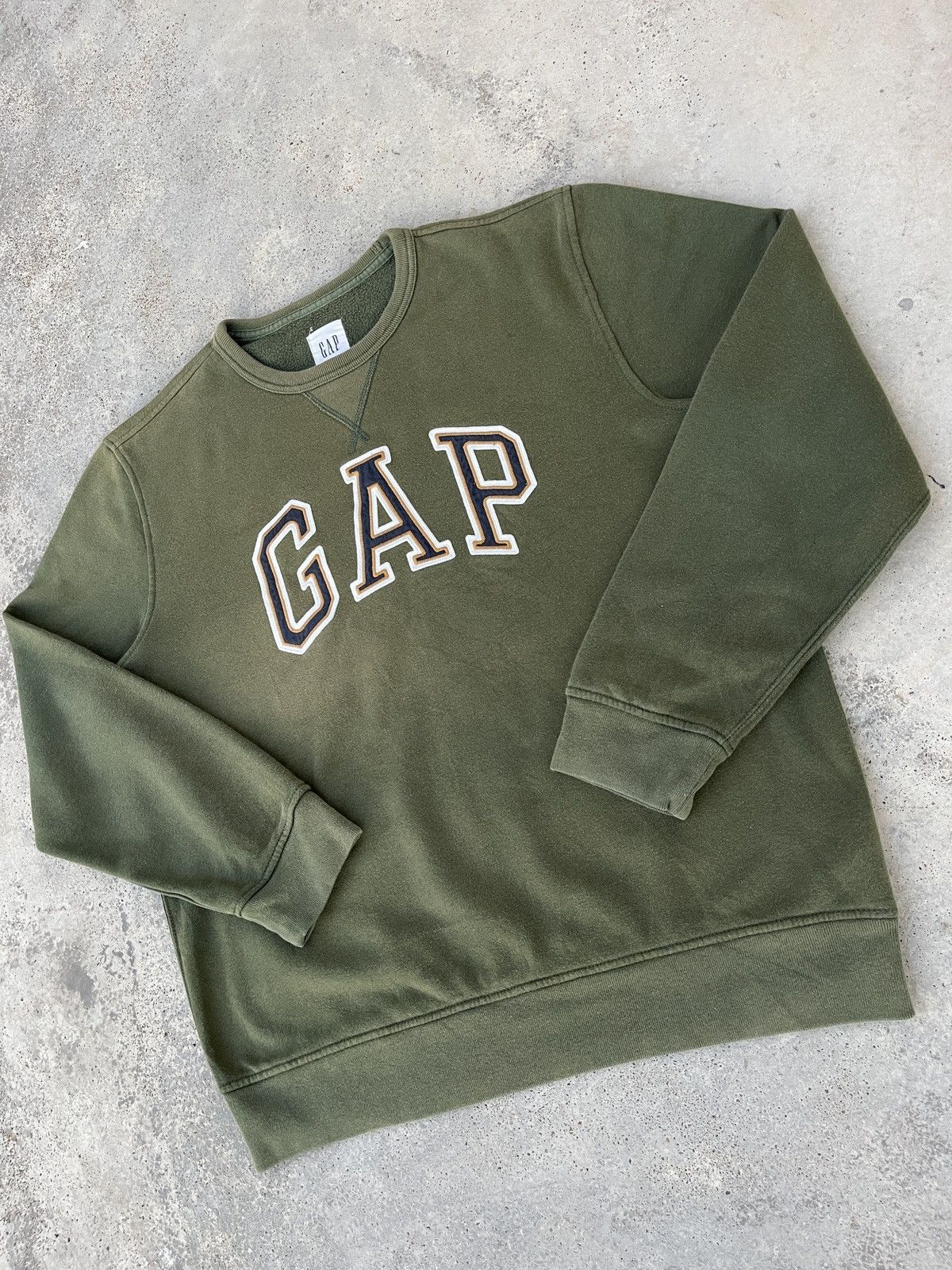 Gap × Vintage Vintage Faded Gap Big Logo Sweatshirt Size US XL / EU 56 / 4 - 5 Thumbnail
