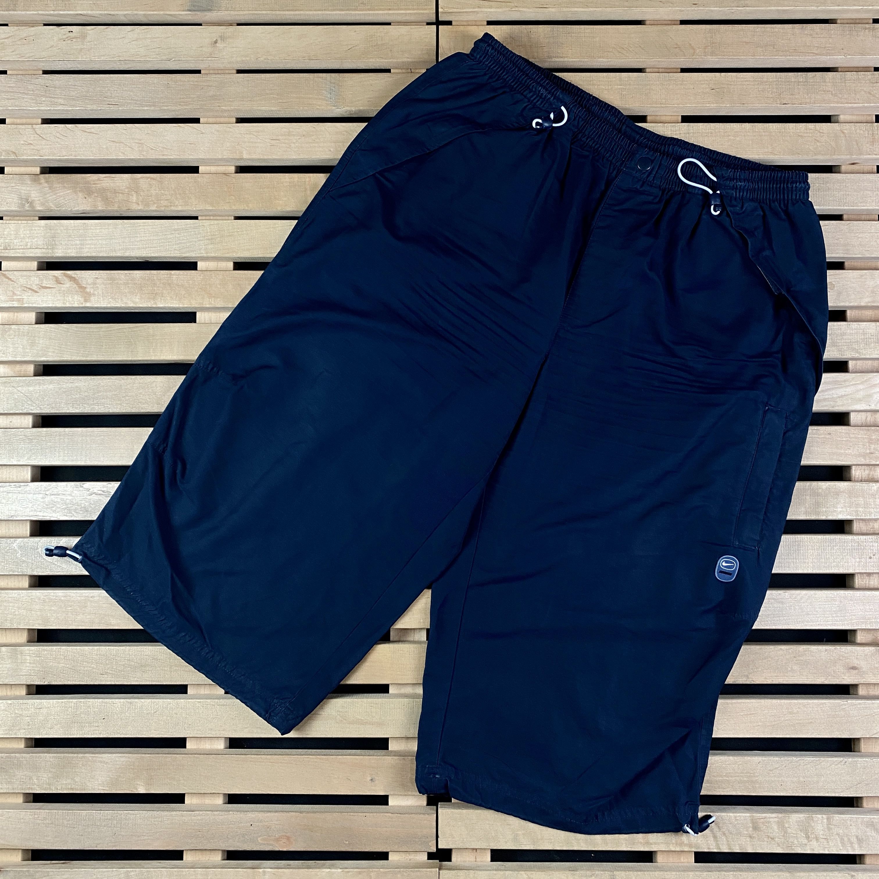 Nike × Vintage Mens Shorts NIke Vintage Size XL Polyester Size US 36 / EU 52 - 1 Thumbnail