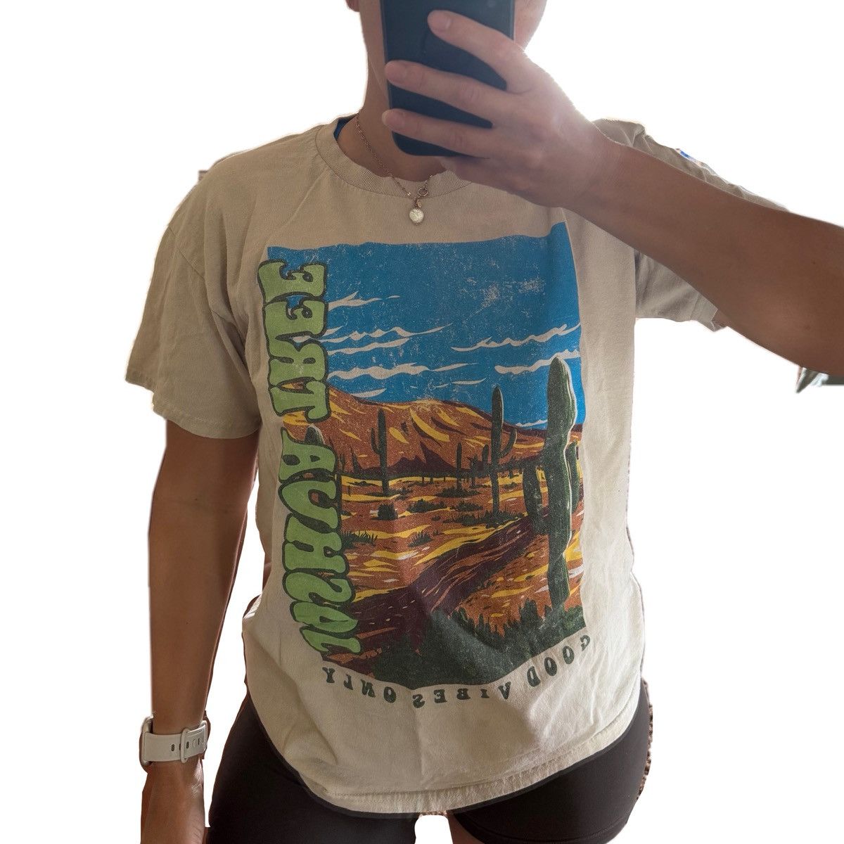 Gildan Golden L tan cream Joshua Tree t-shirt National Park desert Size L / US 10 / IT 46 - 1 Thumbnail