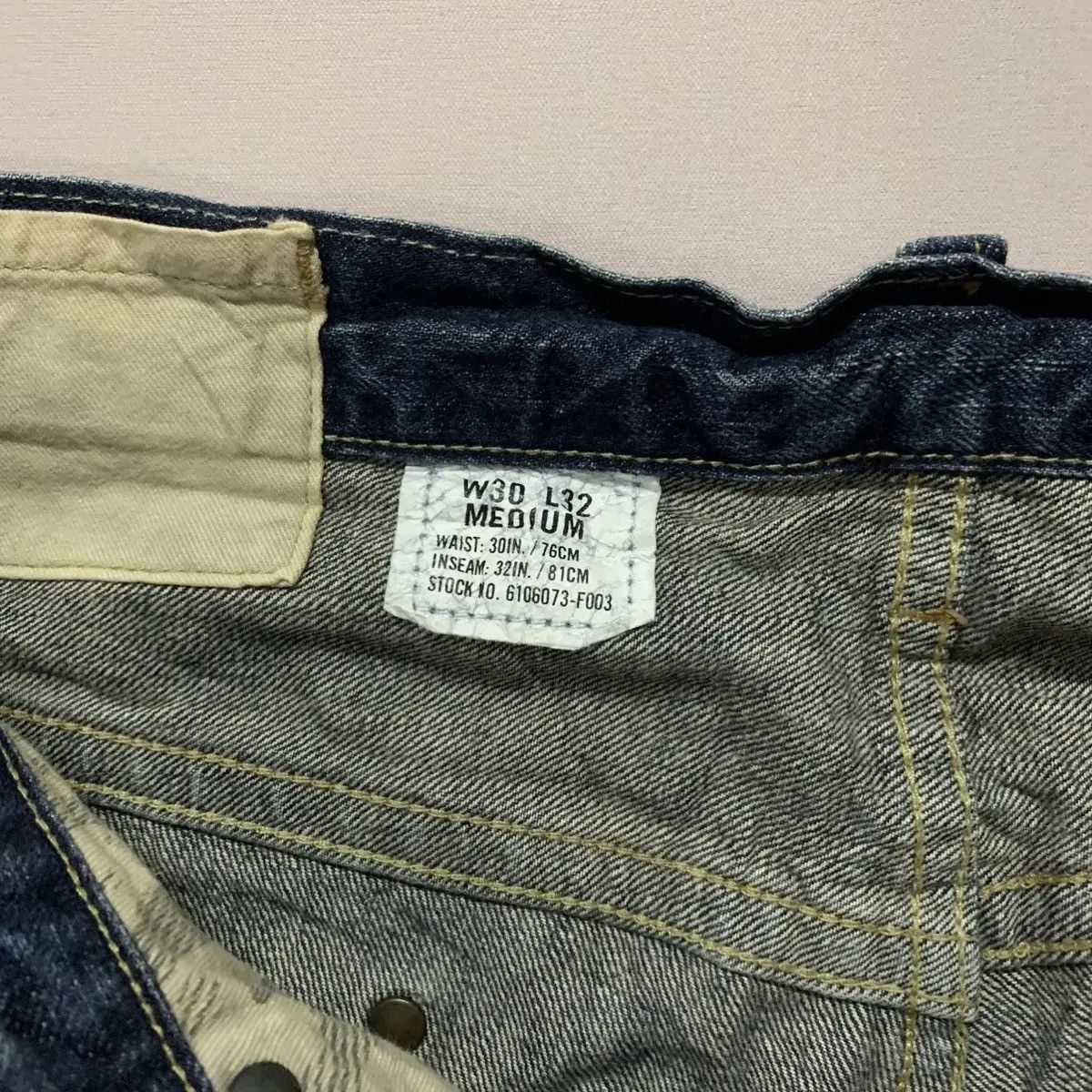 Avirex Avirex Jean Nice Fading Denim W32 L32 Distressed Ripped Pant Size US 32 / EU 48 - 8 Thumbnail