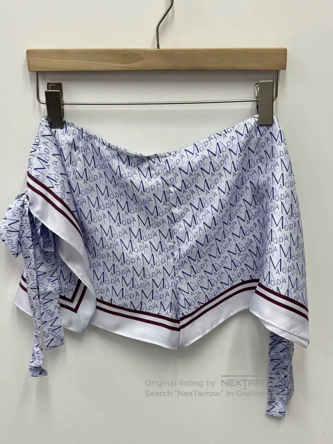 Magda Butrym Magda Butrym Silk Beach Shorts. Size 30" / US 8 / IT 44 - 3 Thumbnail