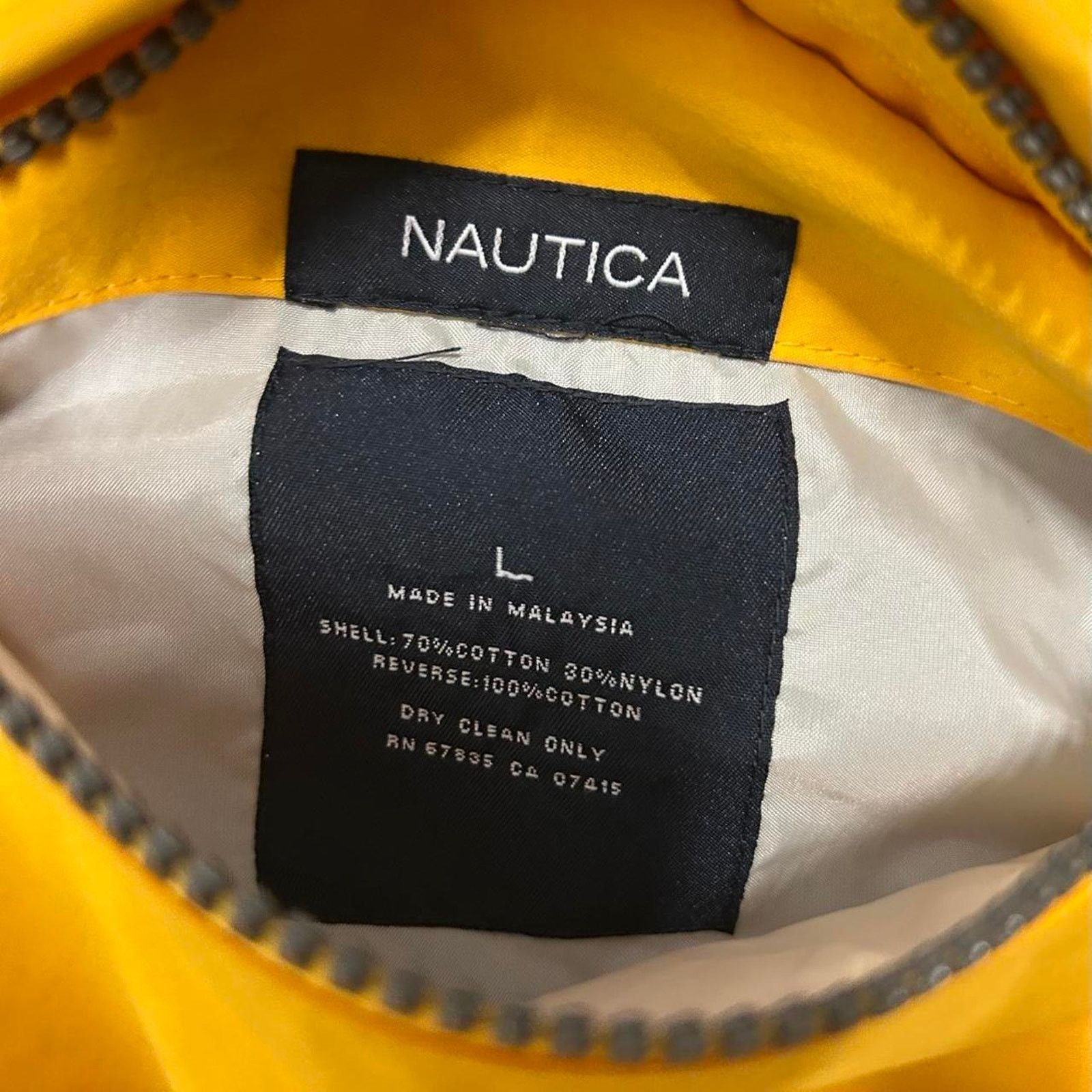 Nautica VTG/Y2K Nautica yellow navy reversible windbreaker jacket Size US L / EU 52-54 / 3 - 4 Thumbnail