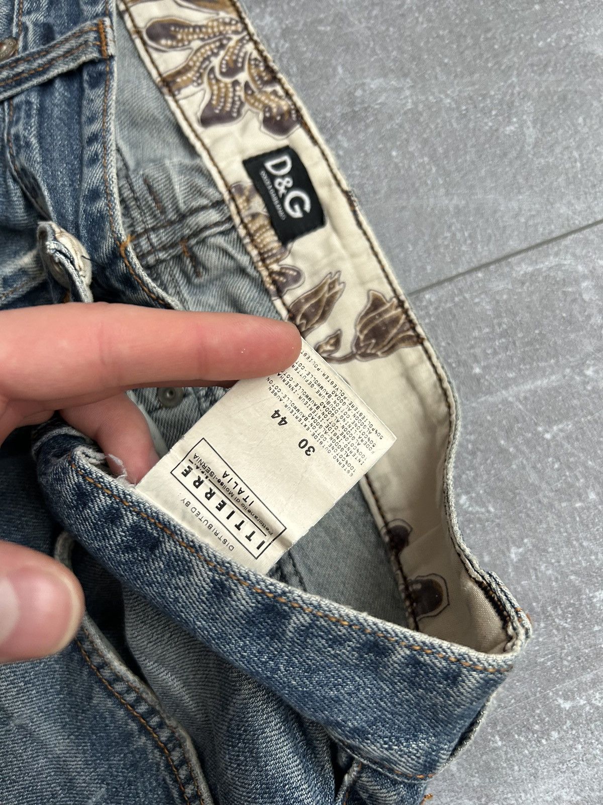 Dolce & Gabbana Vintage Faded Distressed Low Rise Dolce & Gabbana Pants Size US 30 / EU 46 - 4 Thumbnail