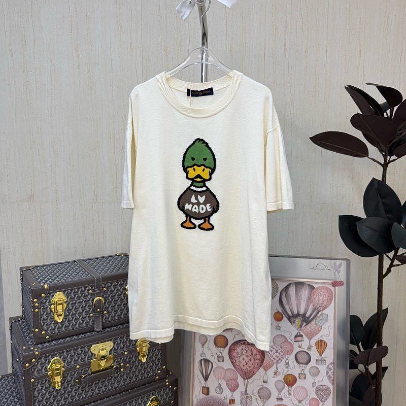 Louis Vuitton Louis Vuitton x NIGO Duck Graphic T-Shirt L Size US L / EU 52-54 / 3 - 1 Thumbnail