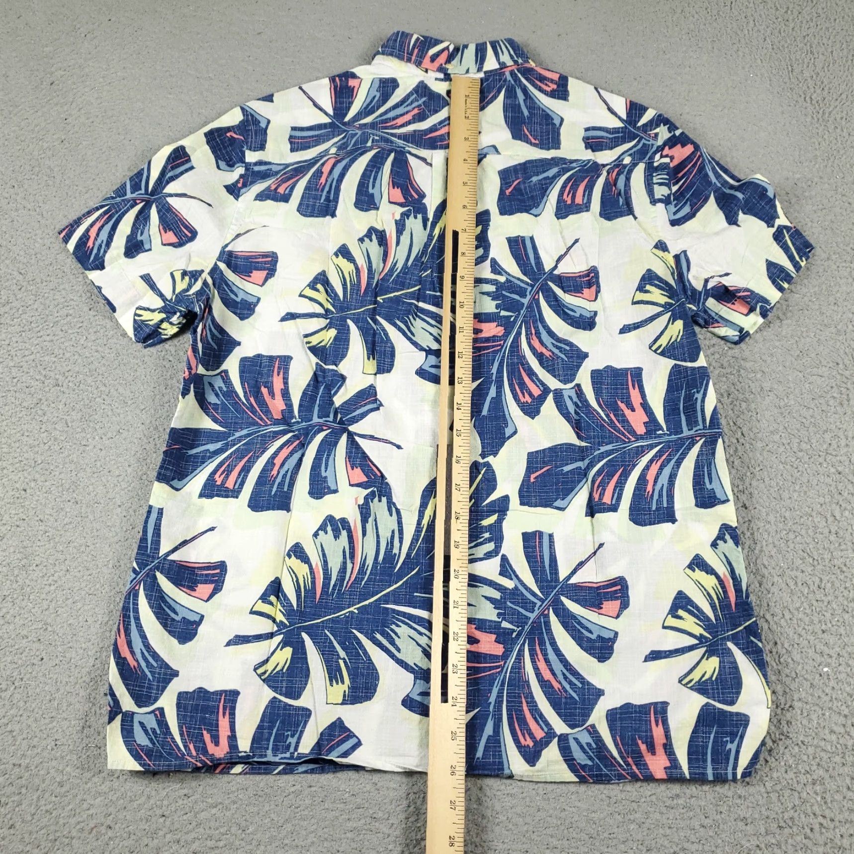Tommy Hilfiger Tommy Hilfiger Shirt Size Small Blue Tropical Casual Button Up Short Sleeve Mens Size US S / EU 44-46 / 1 - 3 Thumbnail